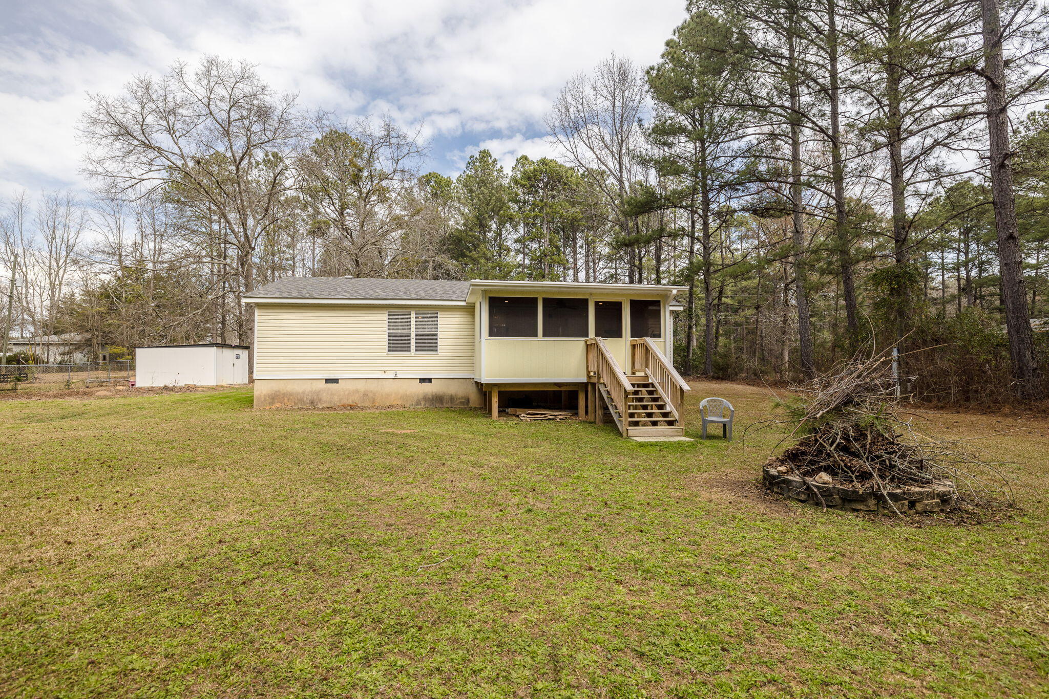 1565 POWELL CHURCH Road