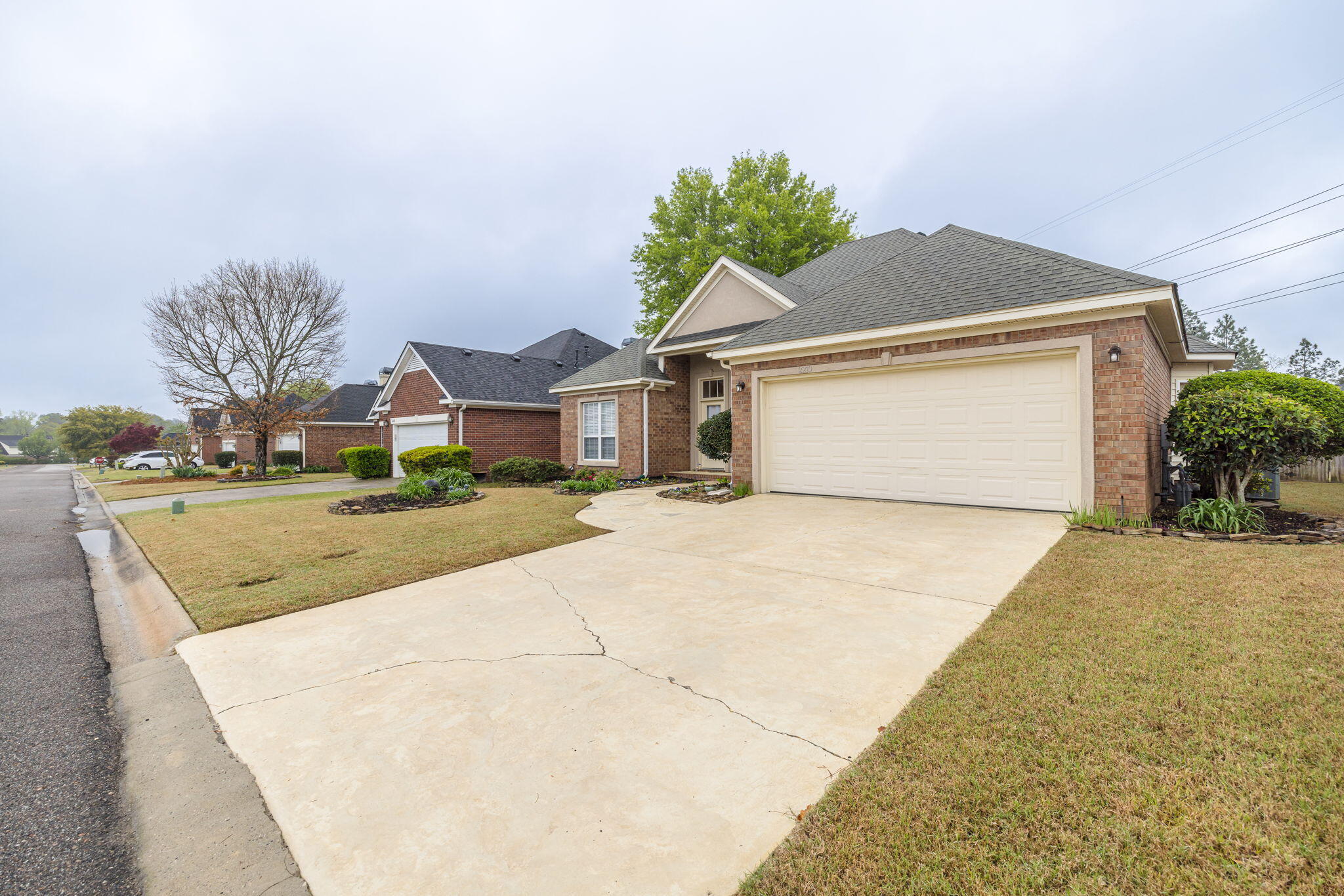 2210 LARKS Court