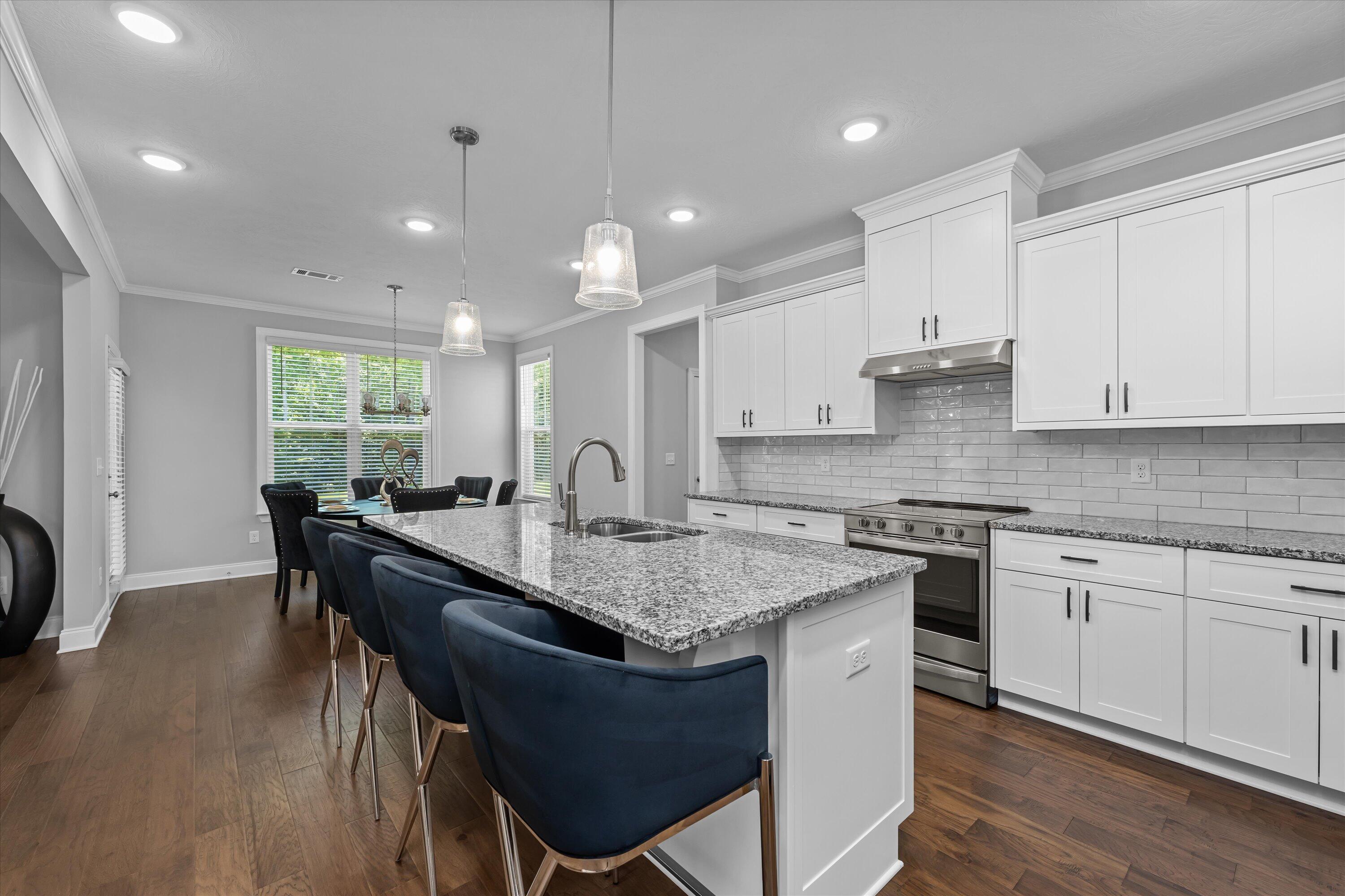 233 PROMINENCE Drive