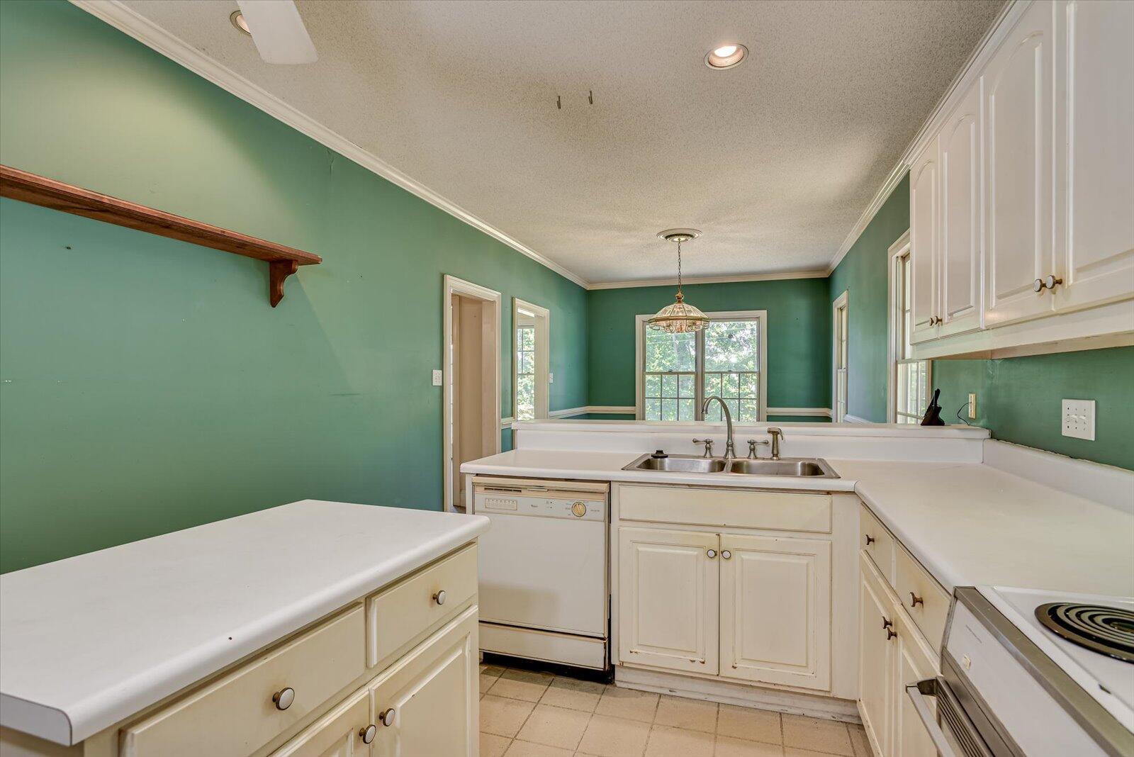 783 SPRINGBROOK Circle