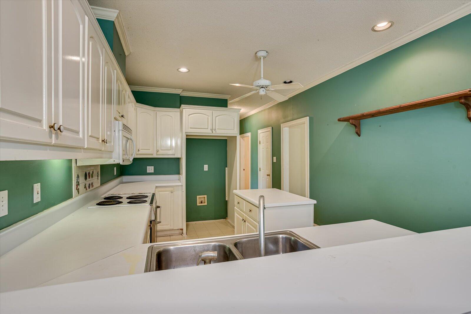 783 SPRINGBROOK Circle