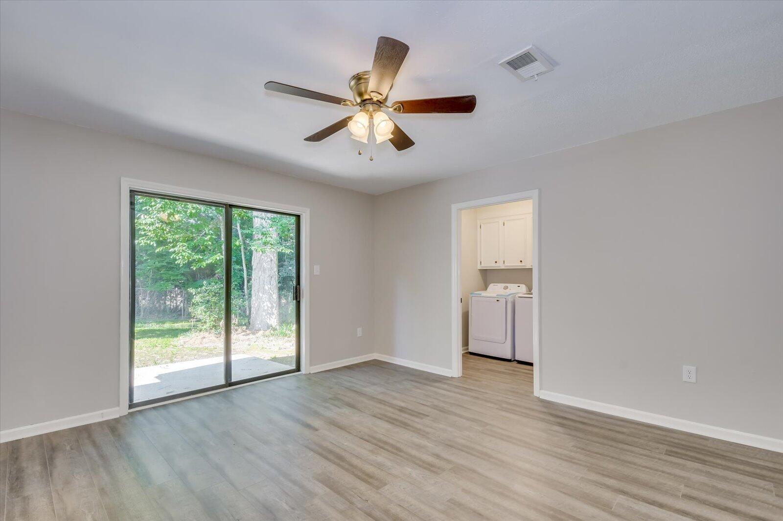 755 HICKORY OAK Hollow