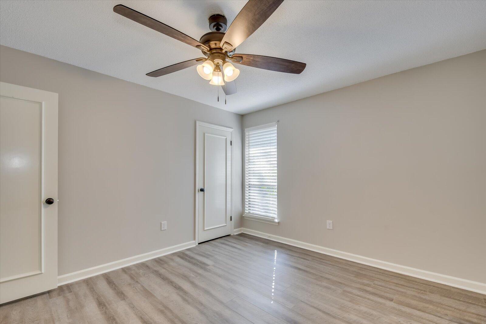 755 HICKORY OAK Hollow