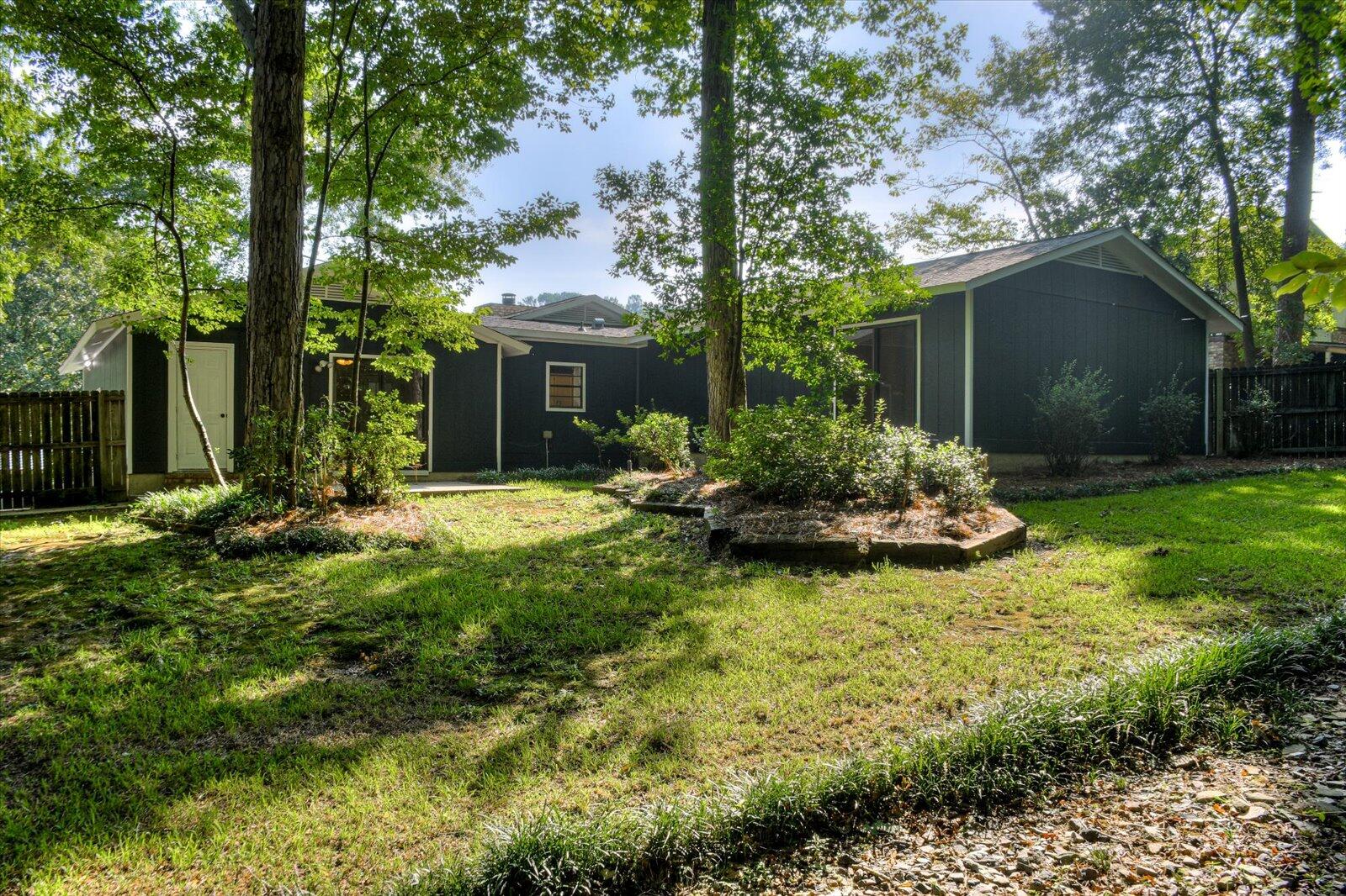 755 HICKORY OAK Hollow