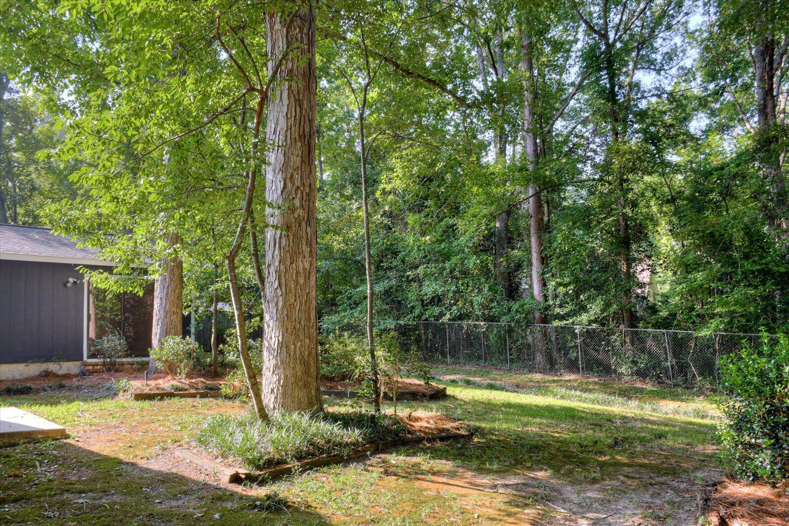 755 HICKORY OAK Hollow