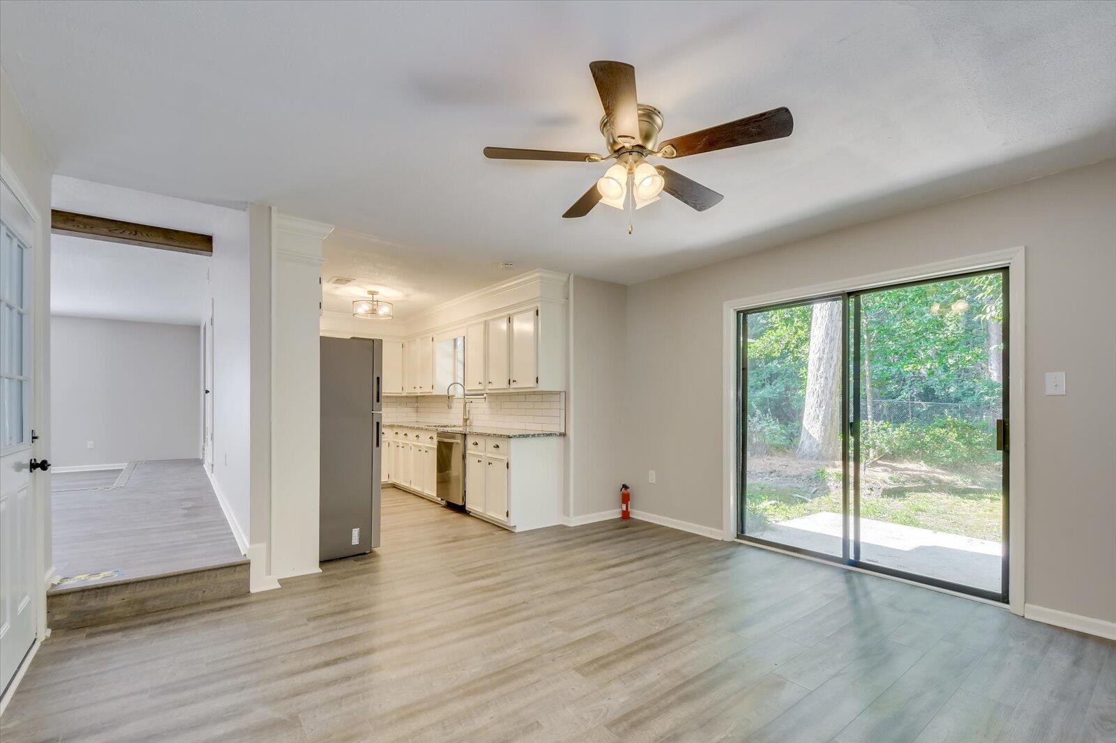 755 HICKORY OAK Hollow