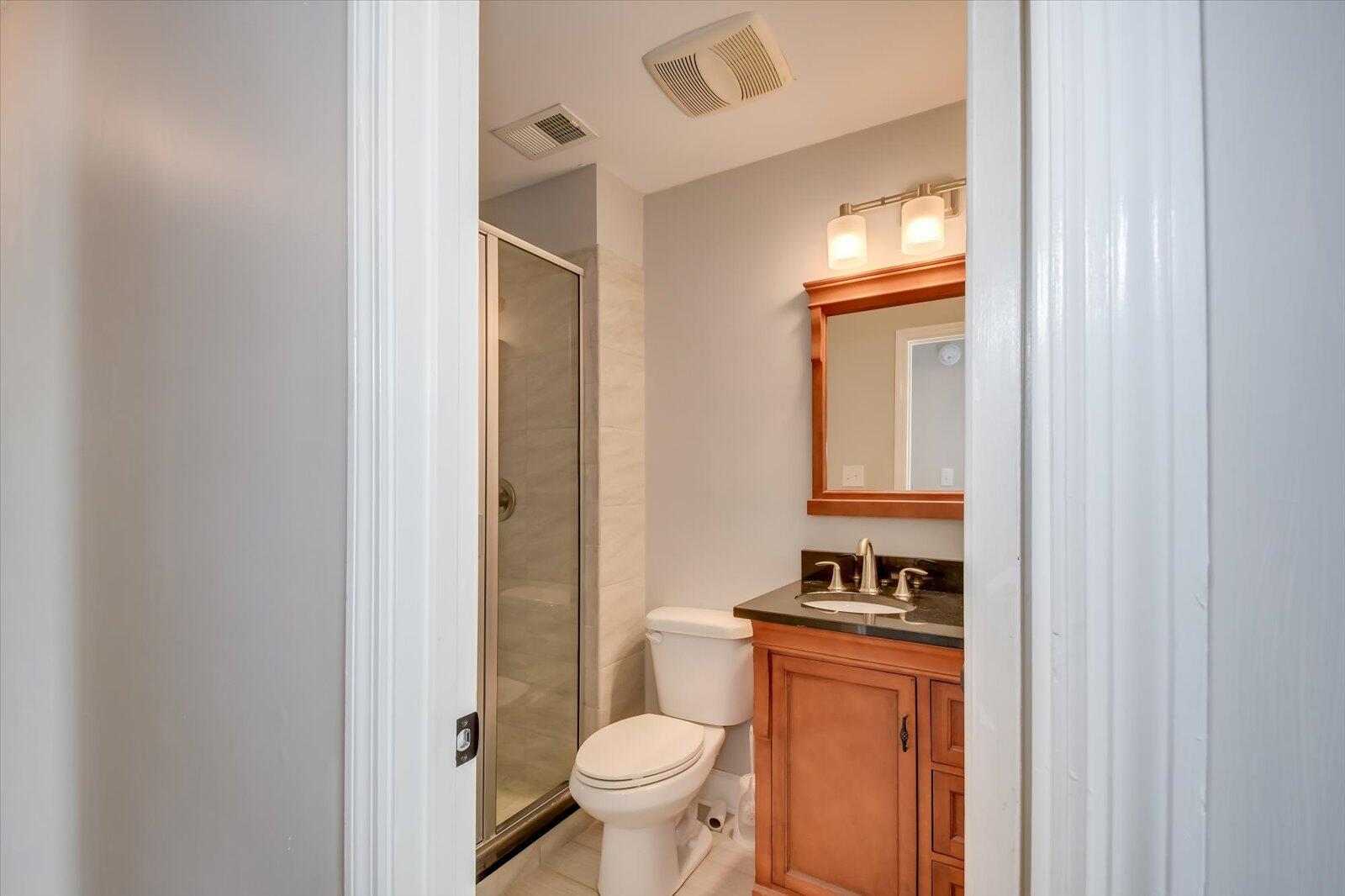 755 HICKORY OAK Hollow