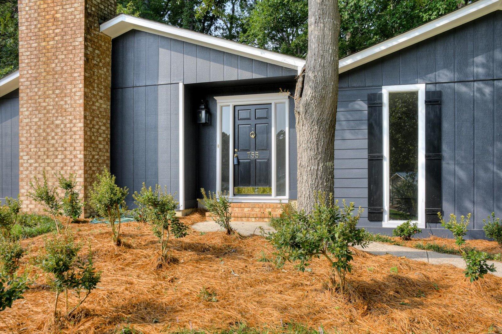 755 HICKORY OAK Hollow