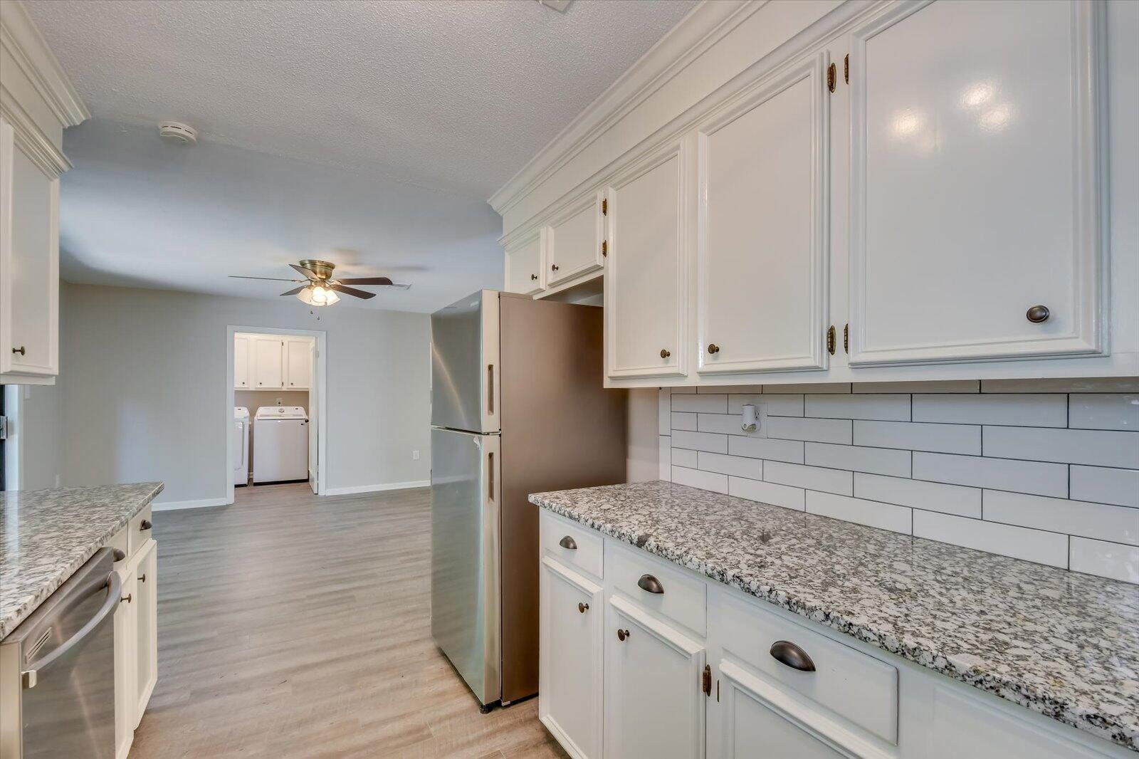 755 HICKORY OAK Hollow