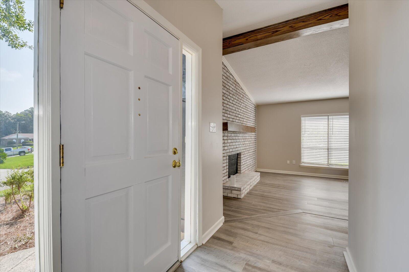 755 HICKORY OAK Hollow