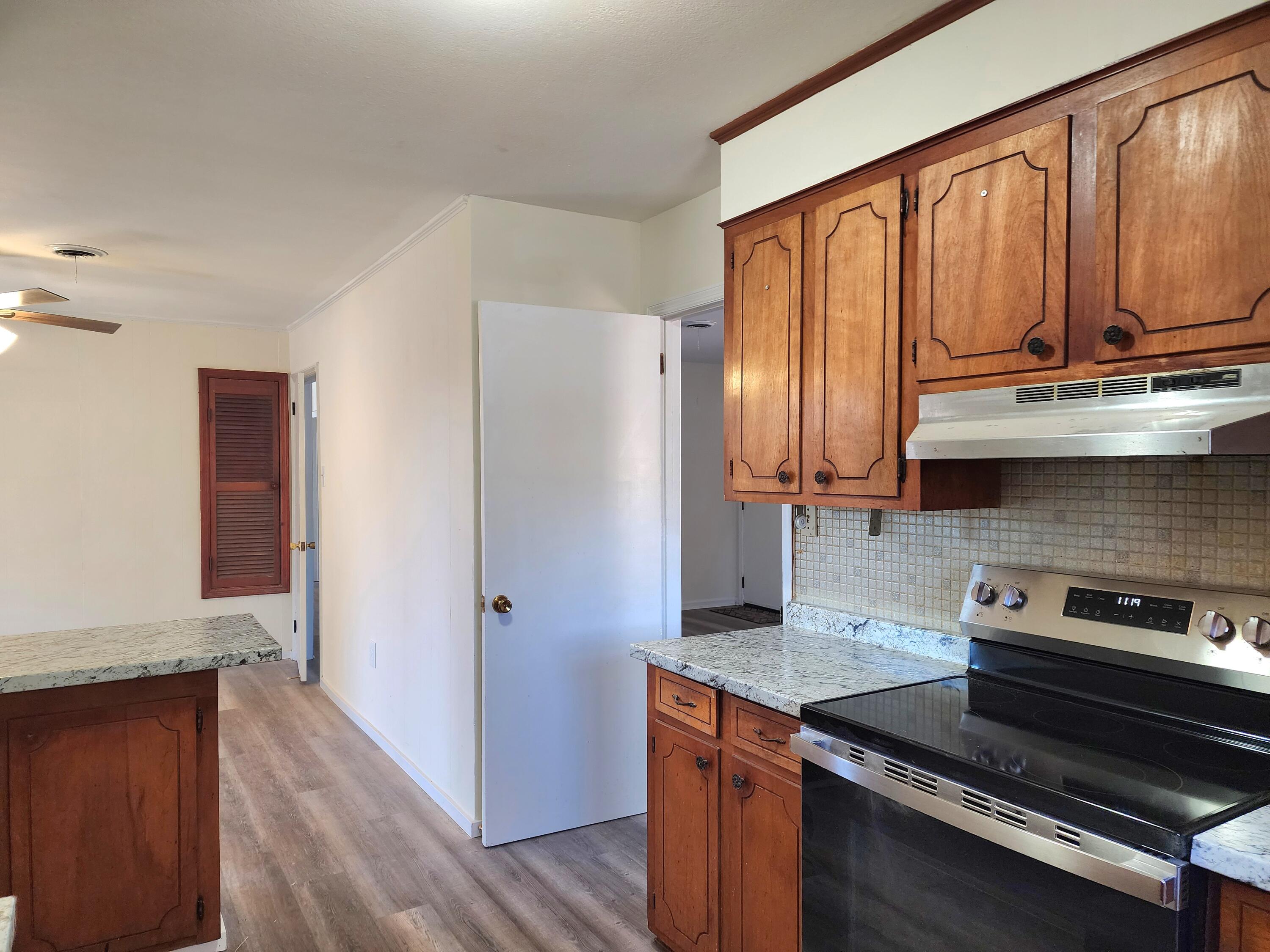 3606 ROLLING MEADOWS Drive