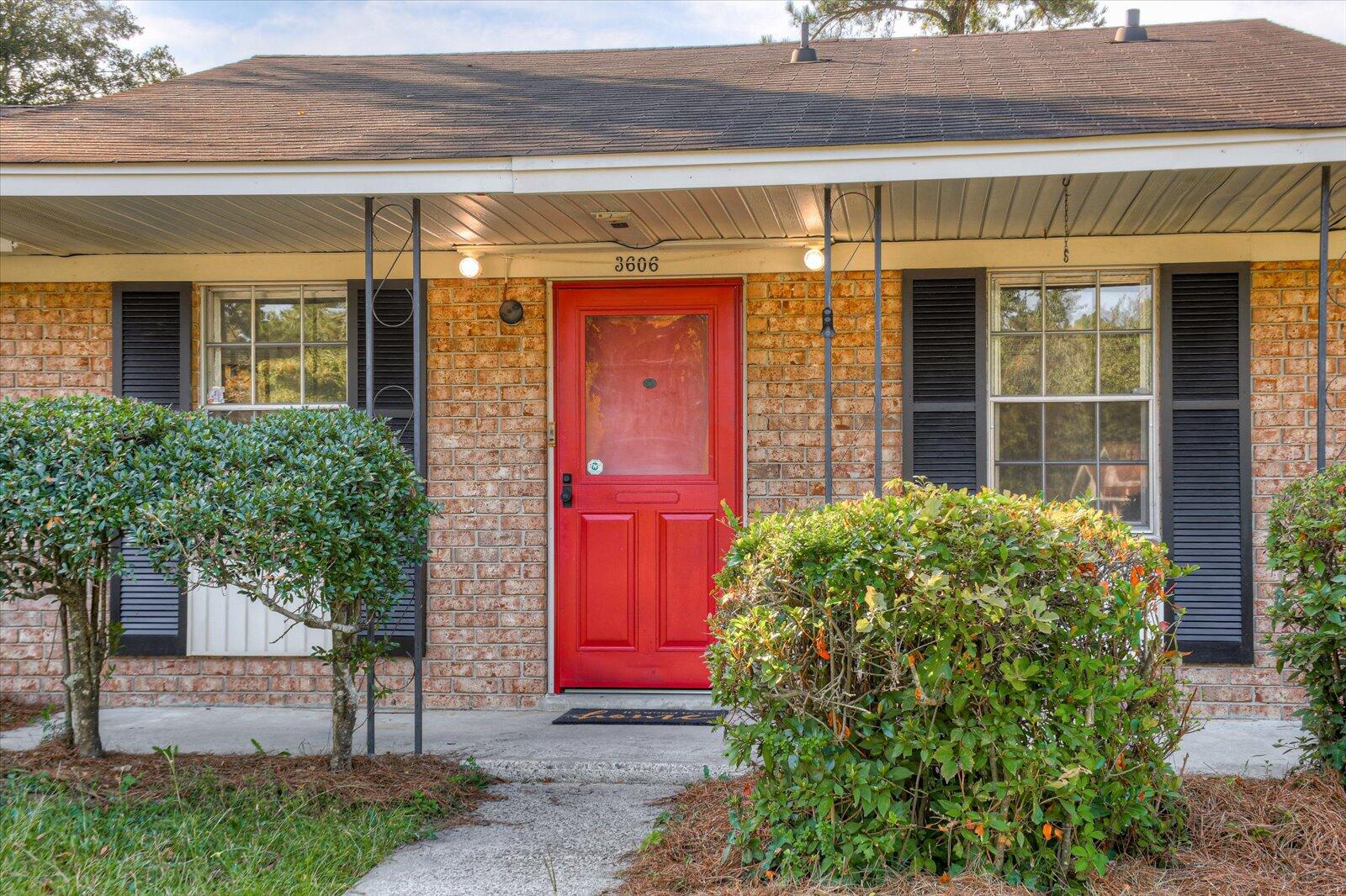 3606 ROLLING MEADOWS Drive