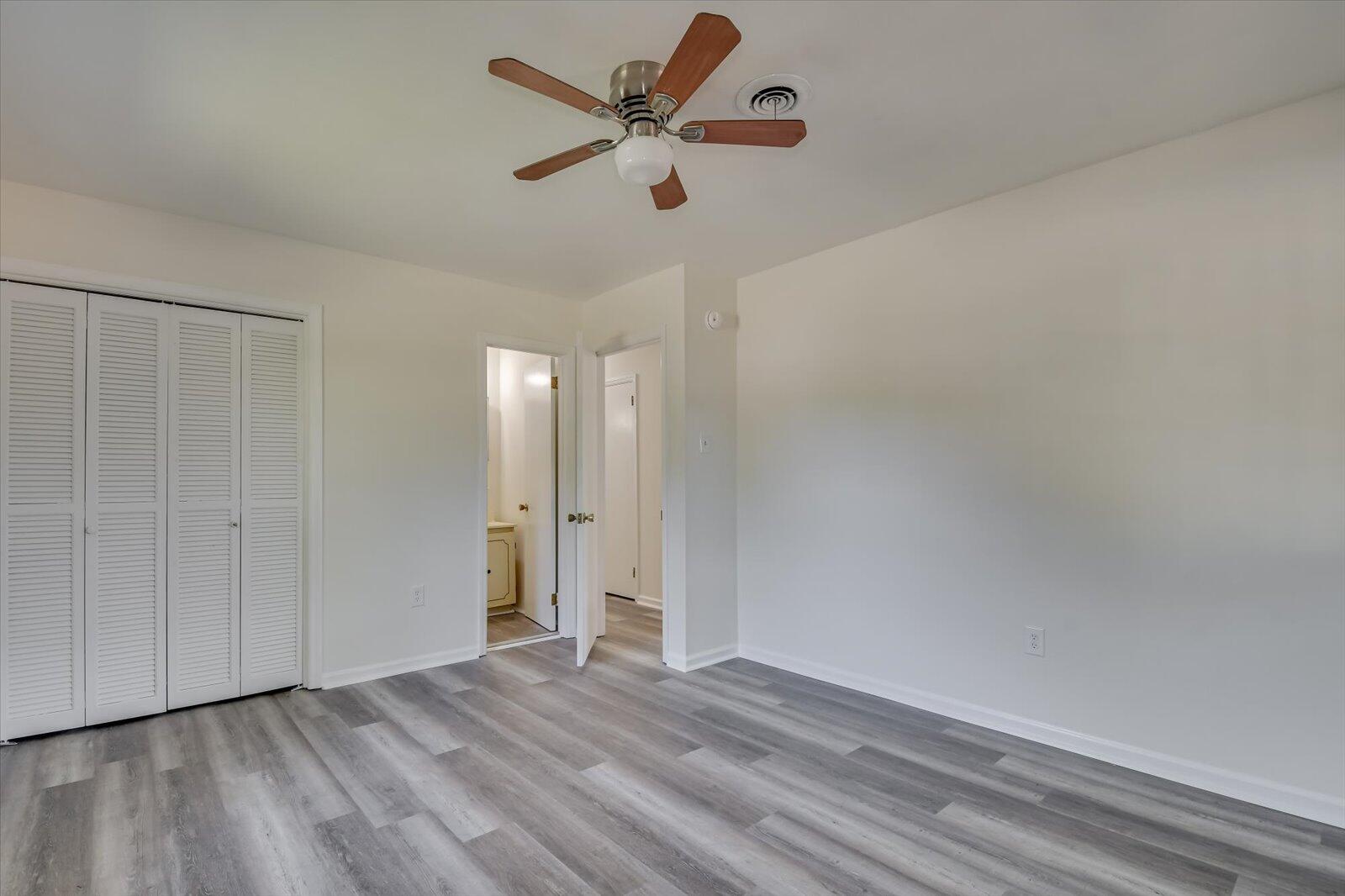 3606 ROLLING MEADOWS Drive