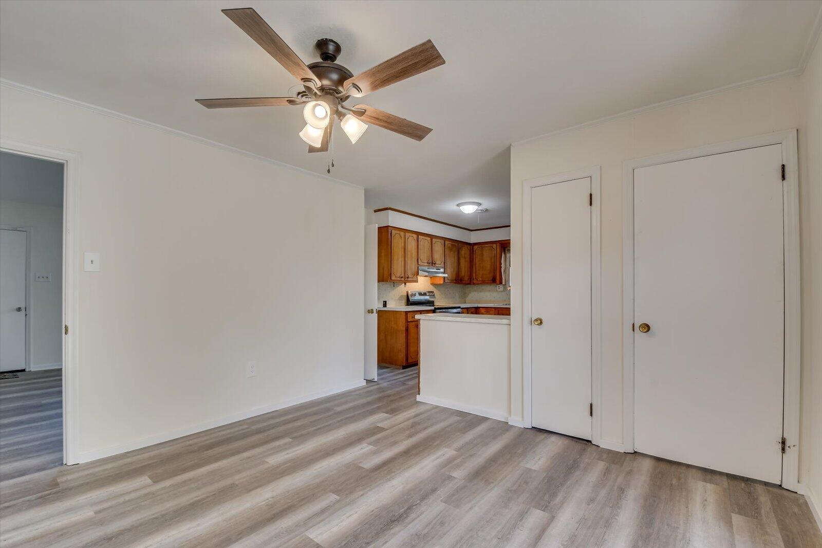 3606 ROLLING MEADOWS Drive