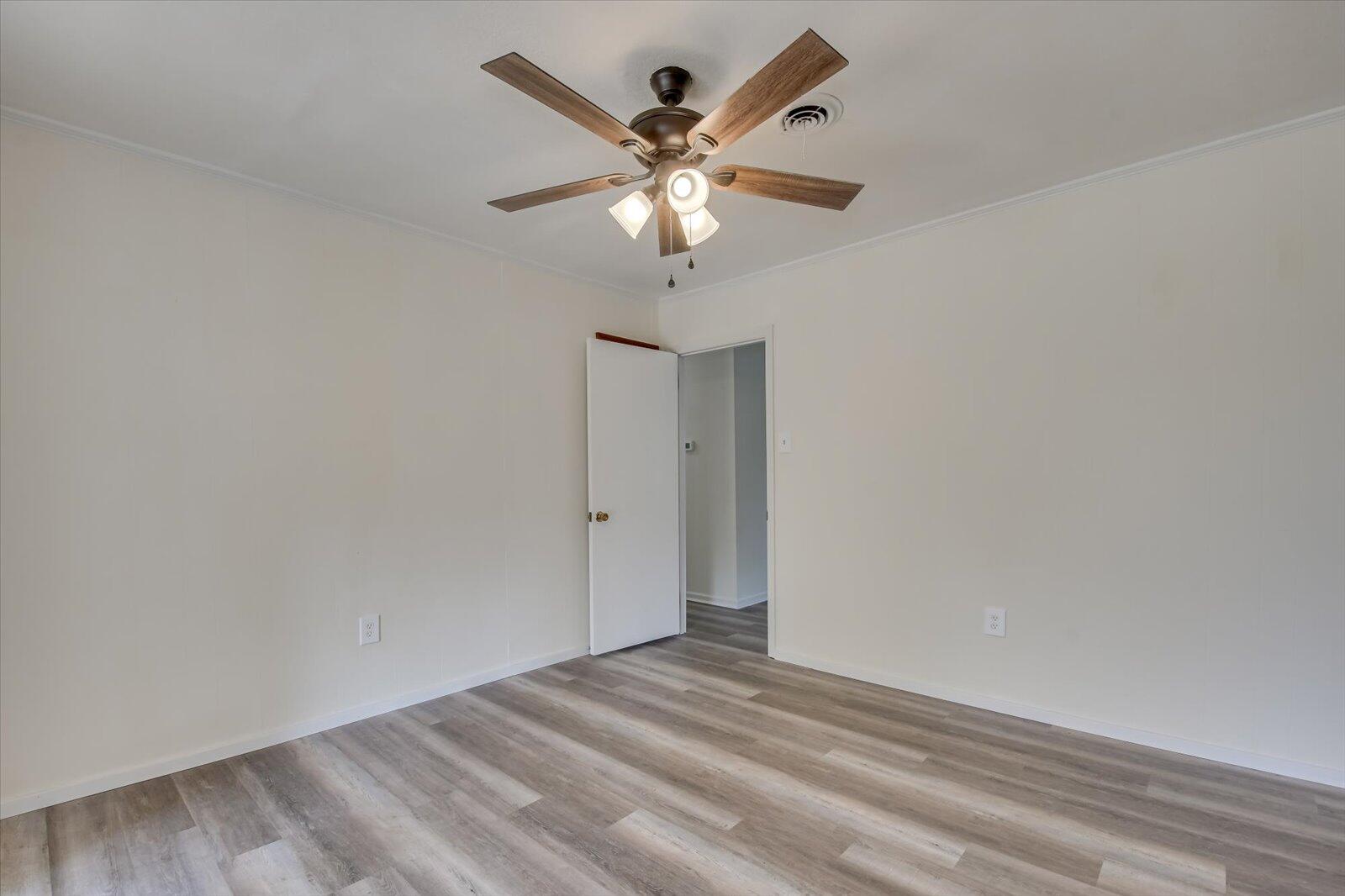 3606 ROLLING MEADOWS Drive