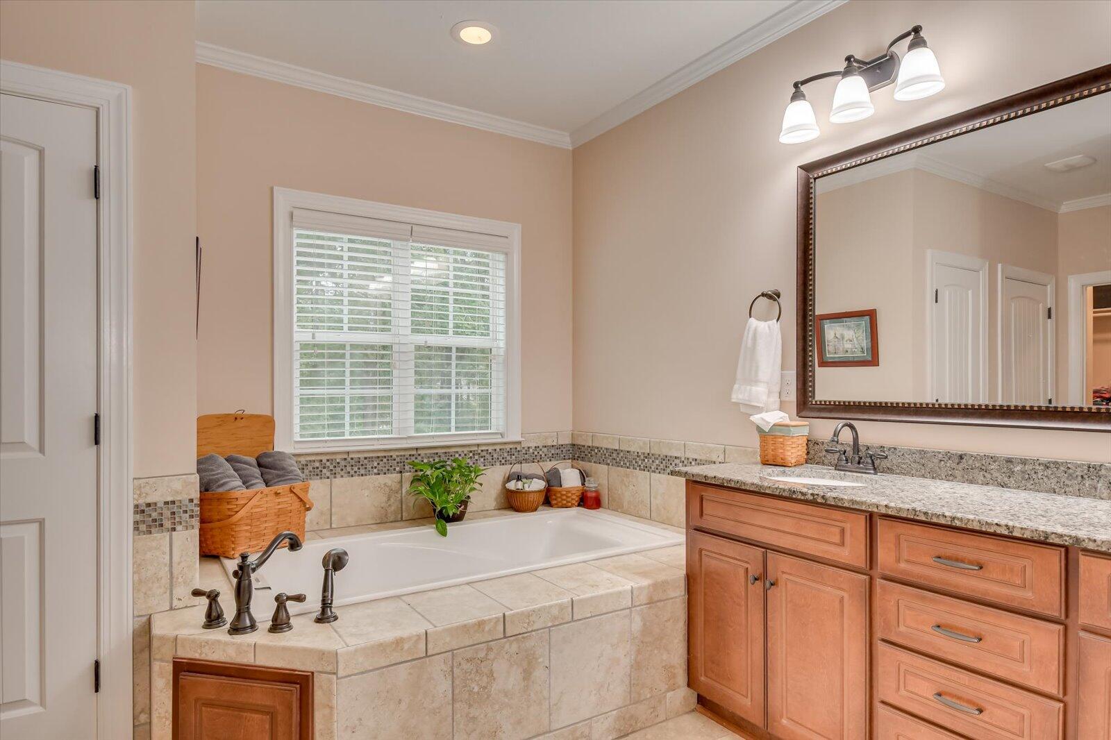 4046 HORSHAM TRAIL Trail