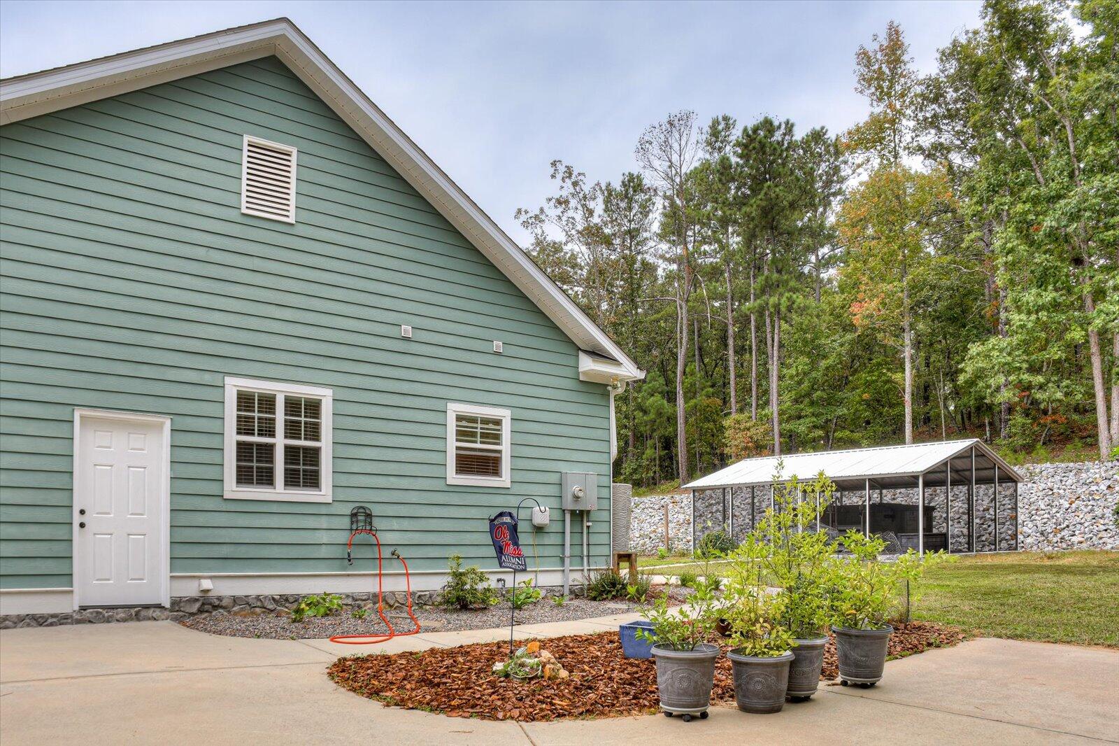 4046 HORSHAM TRAIL Trail