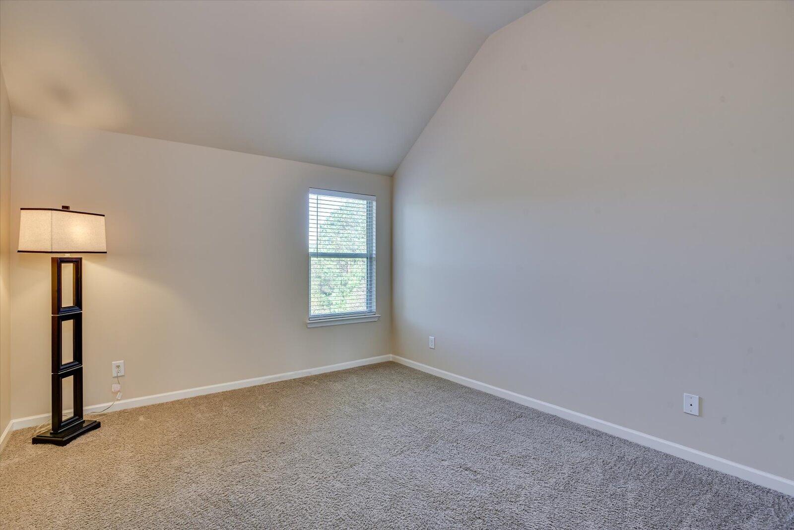 864 ROLLO DOMINO Circle