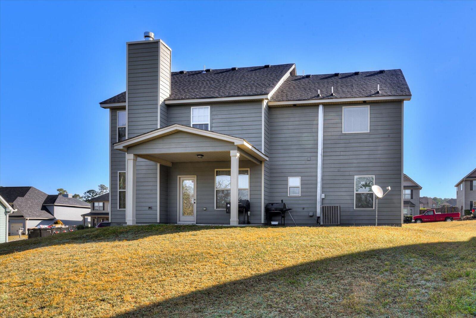 864 ROLLO DOMINO Circle