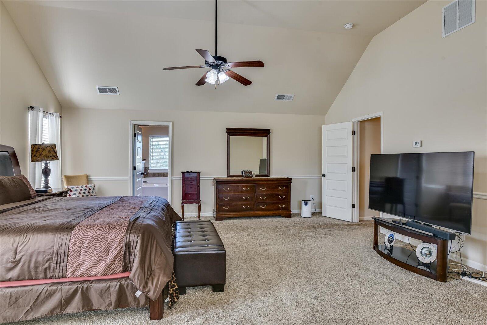 864 ROLLO DOMINO Circle