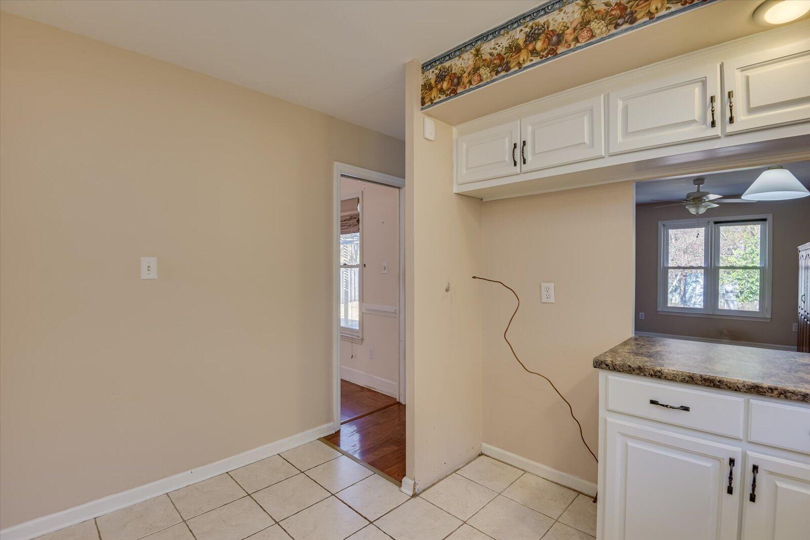 2931 HILLCREEK Drive