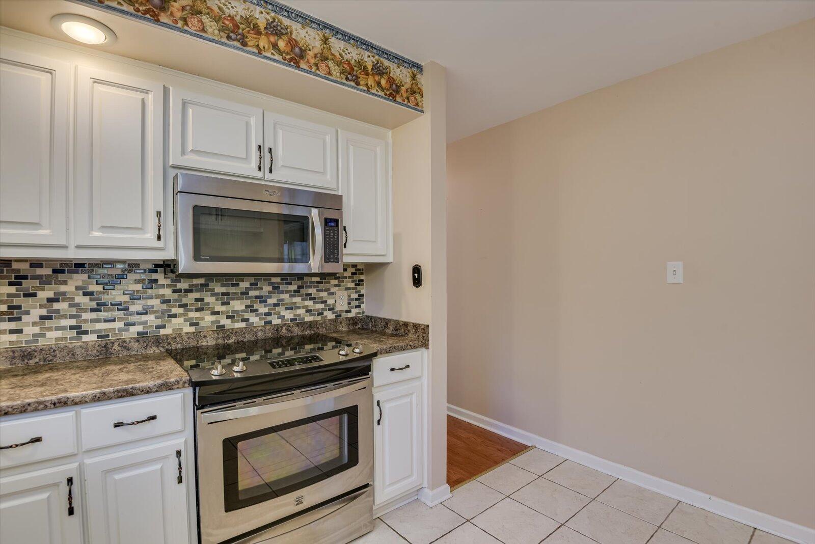 2931 HILLCREEK Drive