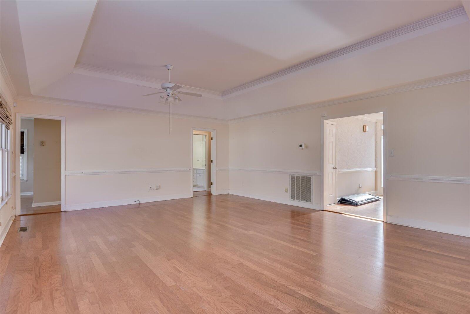 2931 HILLCREEK Drive