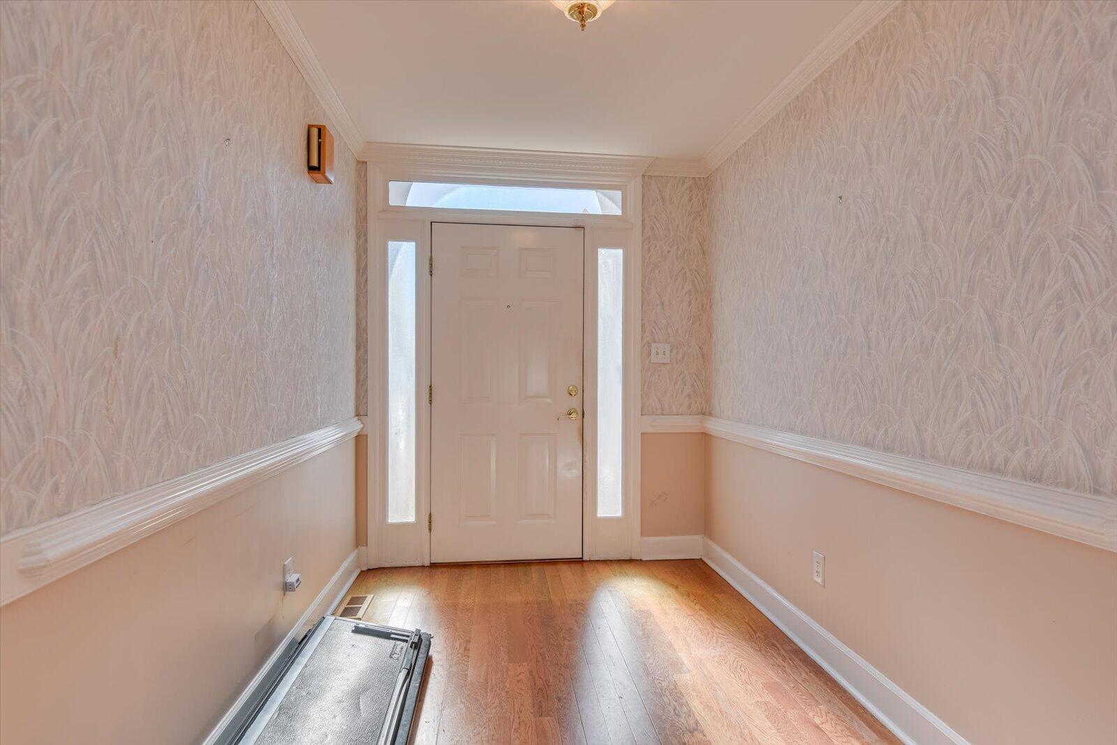 2931 HILLCREEK Drive