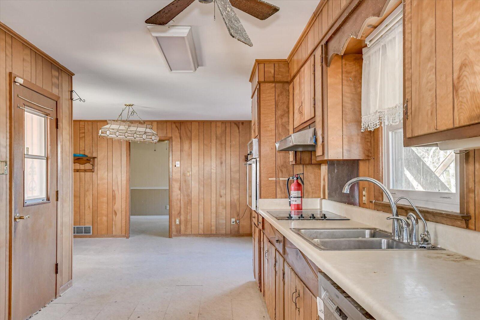 4573 OAKLEY PIRKLE Road