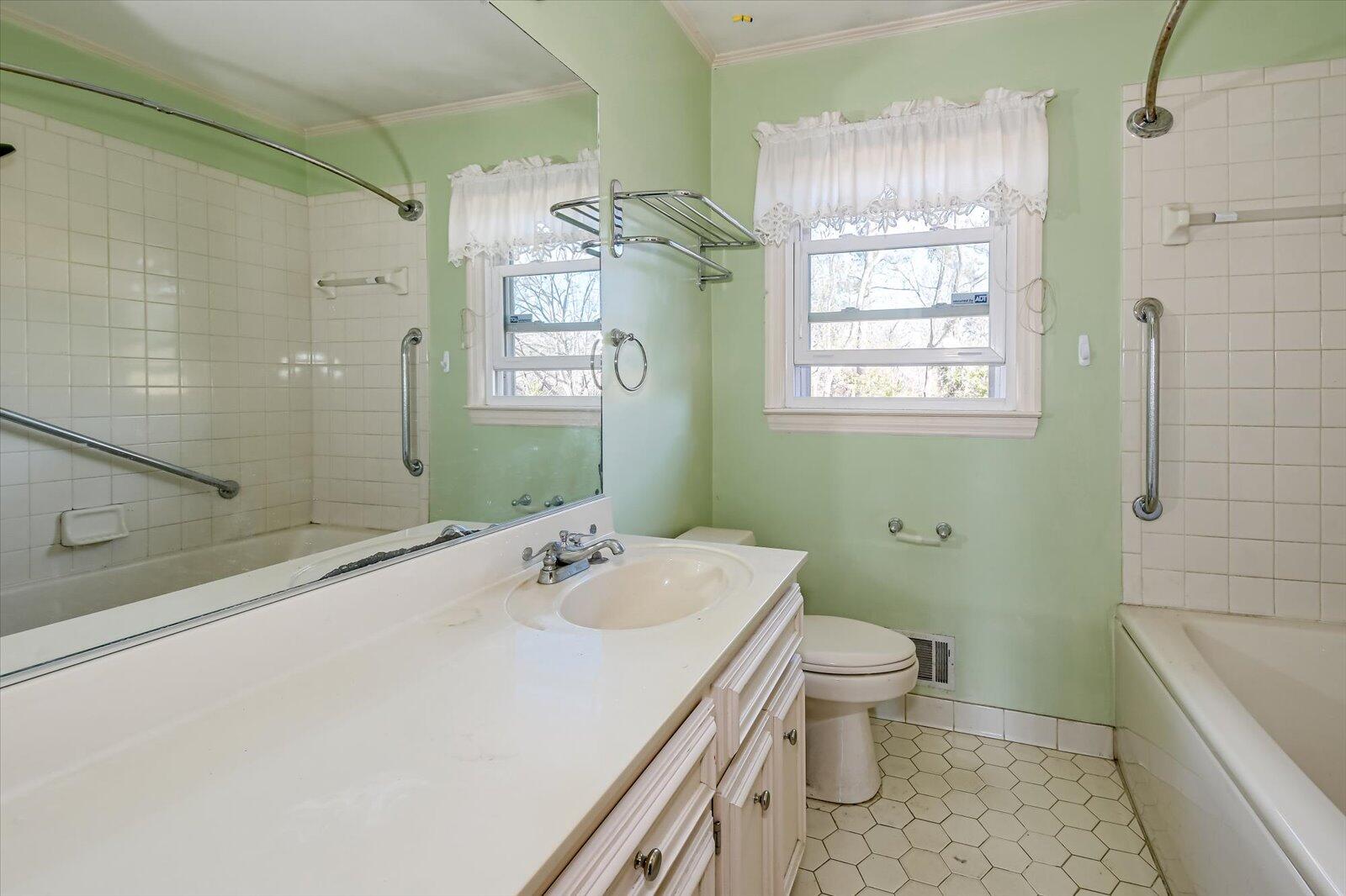 4573 OAKLEY PIRKLE Road