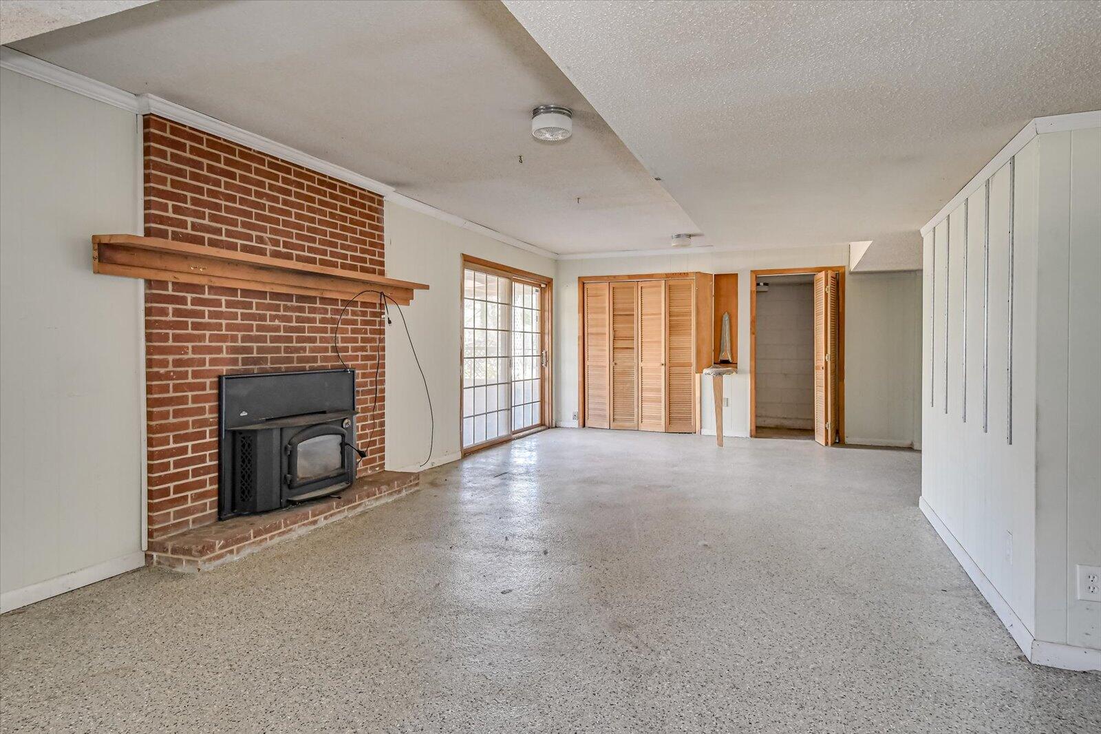 4573 OAKLEY PIRKLE Road