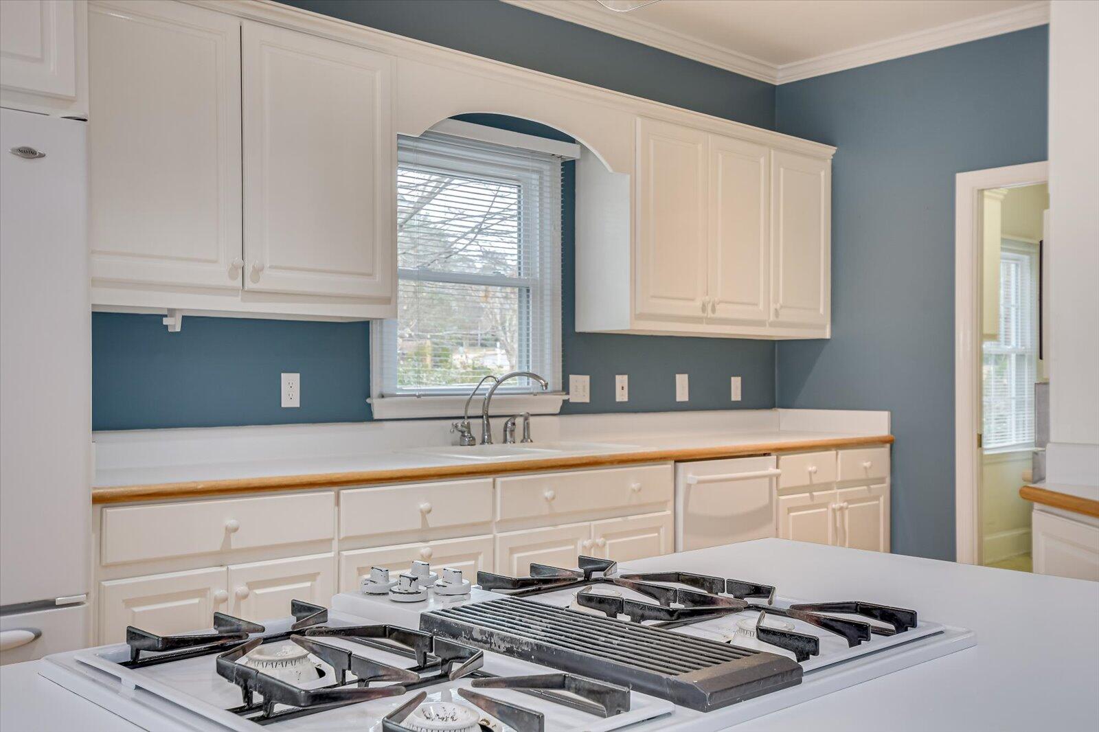 793 SPARKLEBERRY Road