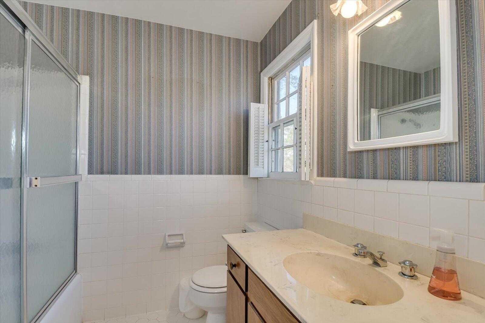 8136 SIR LANCELOT Court