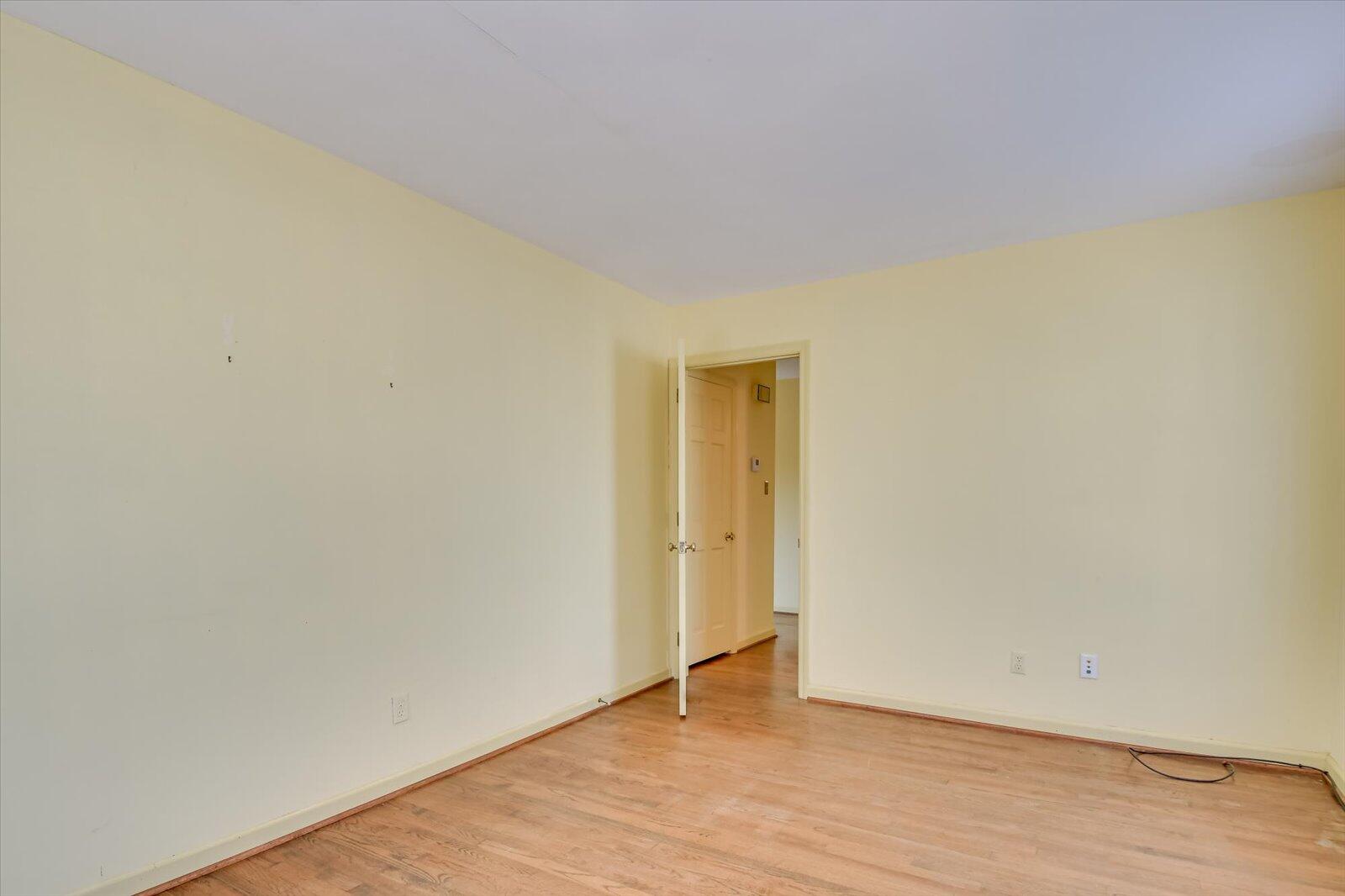 8136 SIR LANCELOT Court