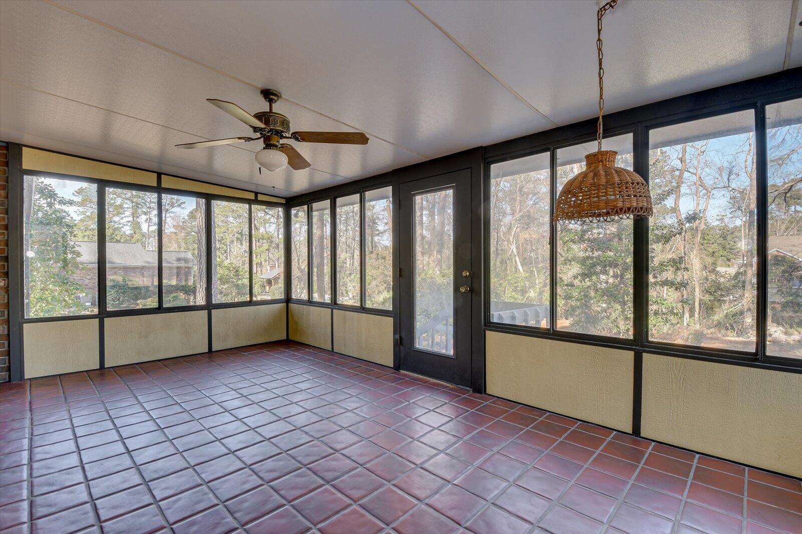 8136 SIR LANCELOT Court