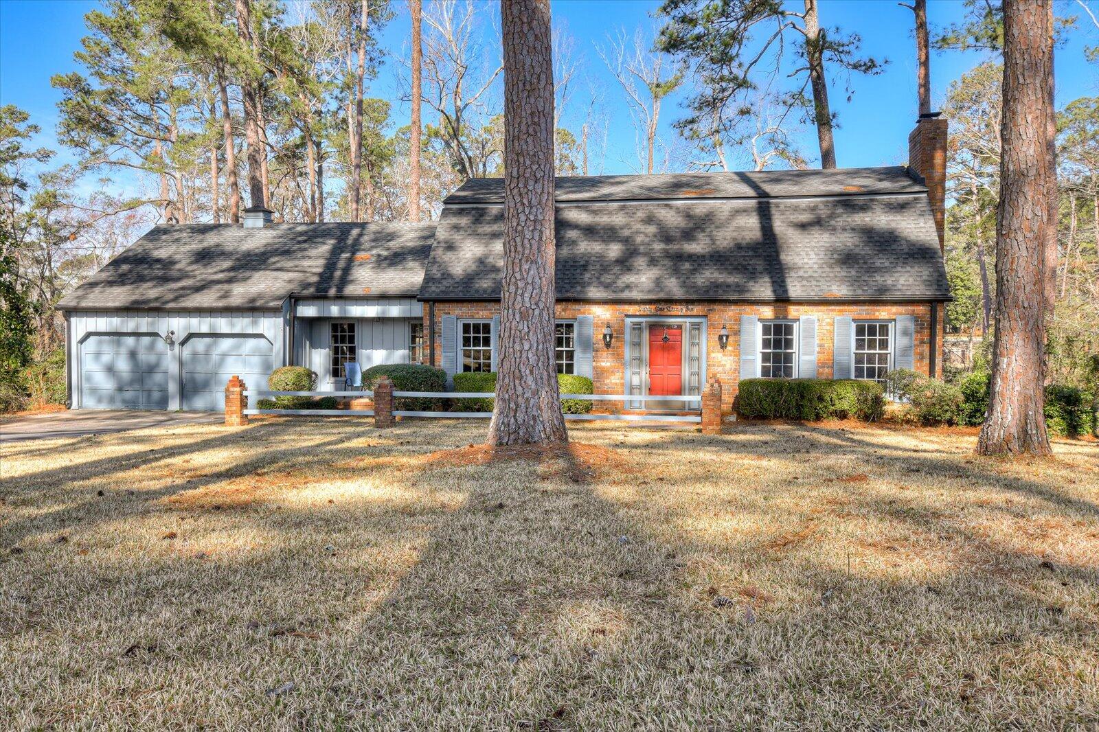 8136 SIR LANCELOT Court