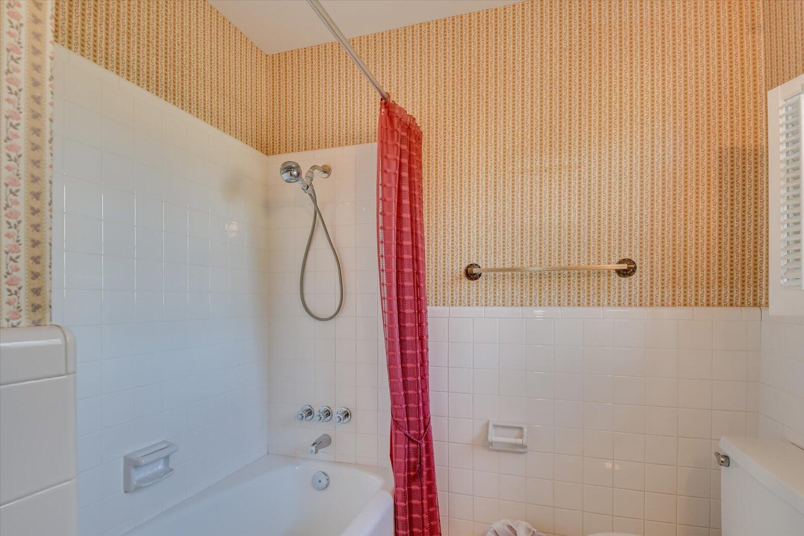 8136 SIR LANCELOT Court