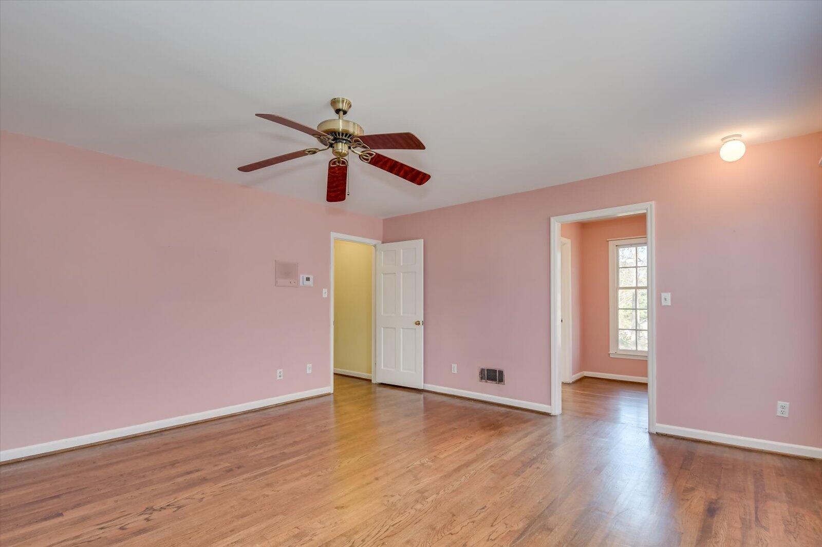 8136 SIR LANCELOT Court