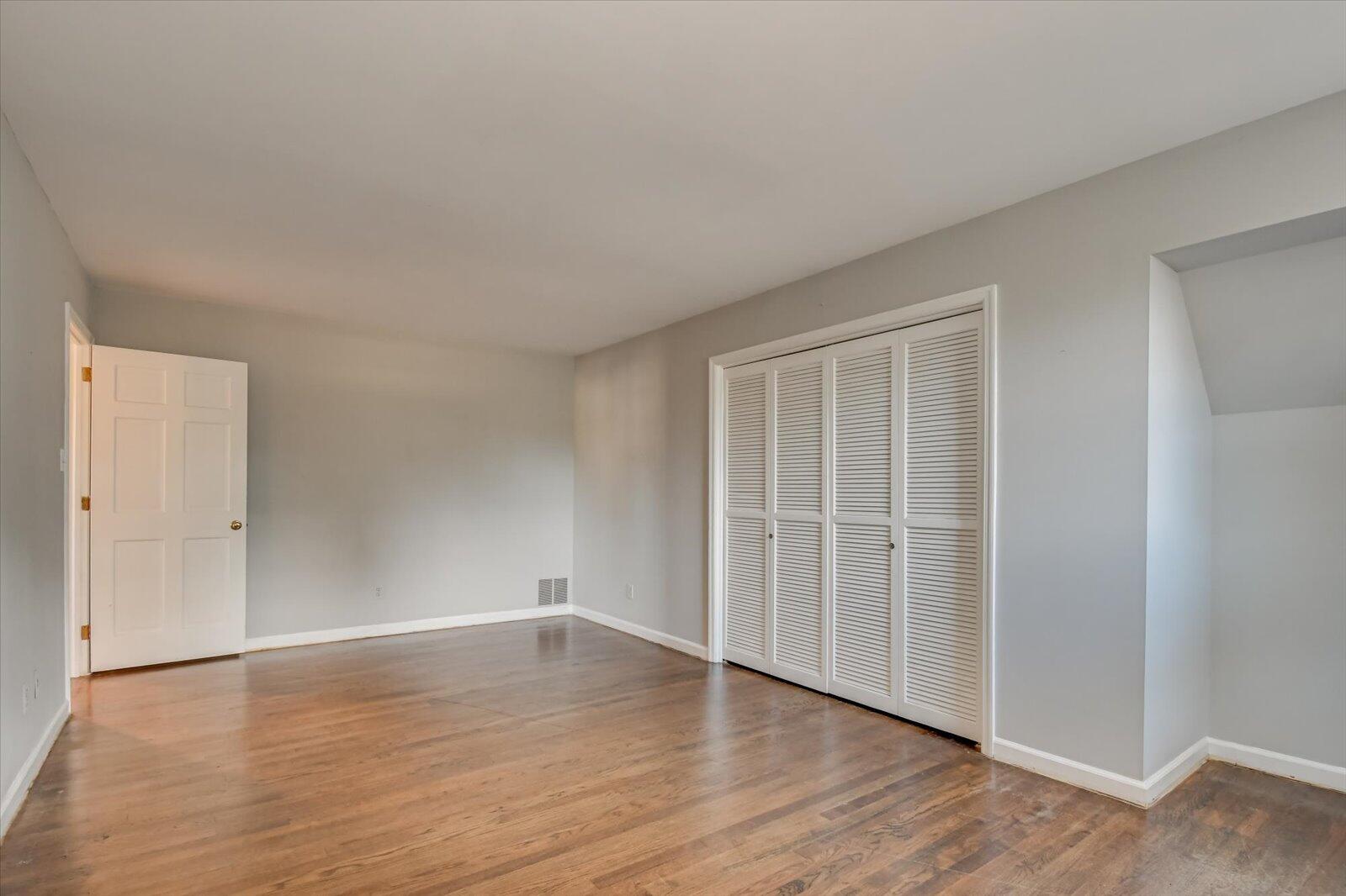 8136 SIR LANCELOT Court