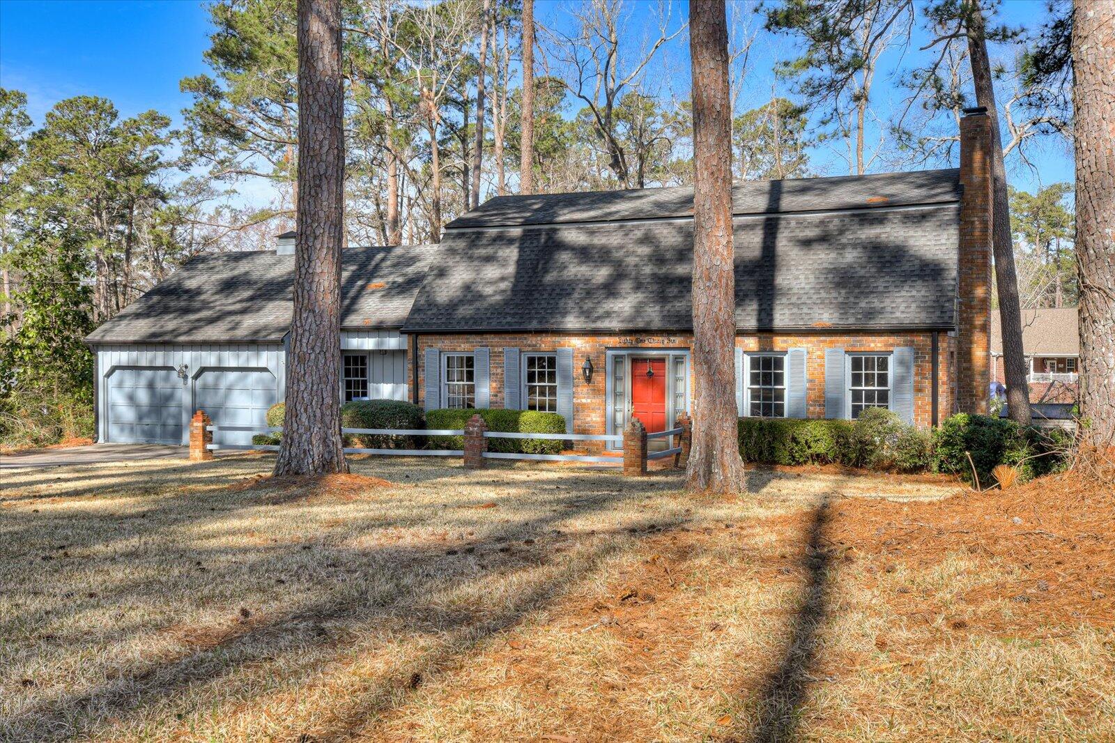 8136 SIR LANCELOT Court