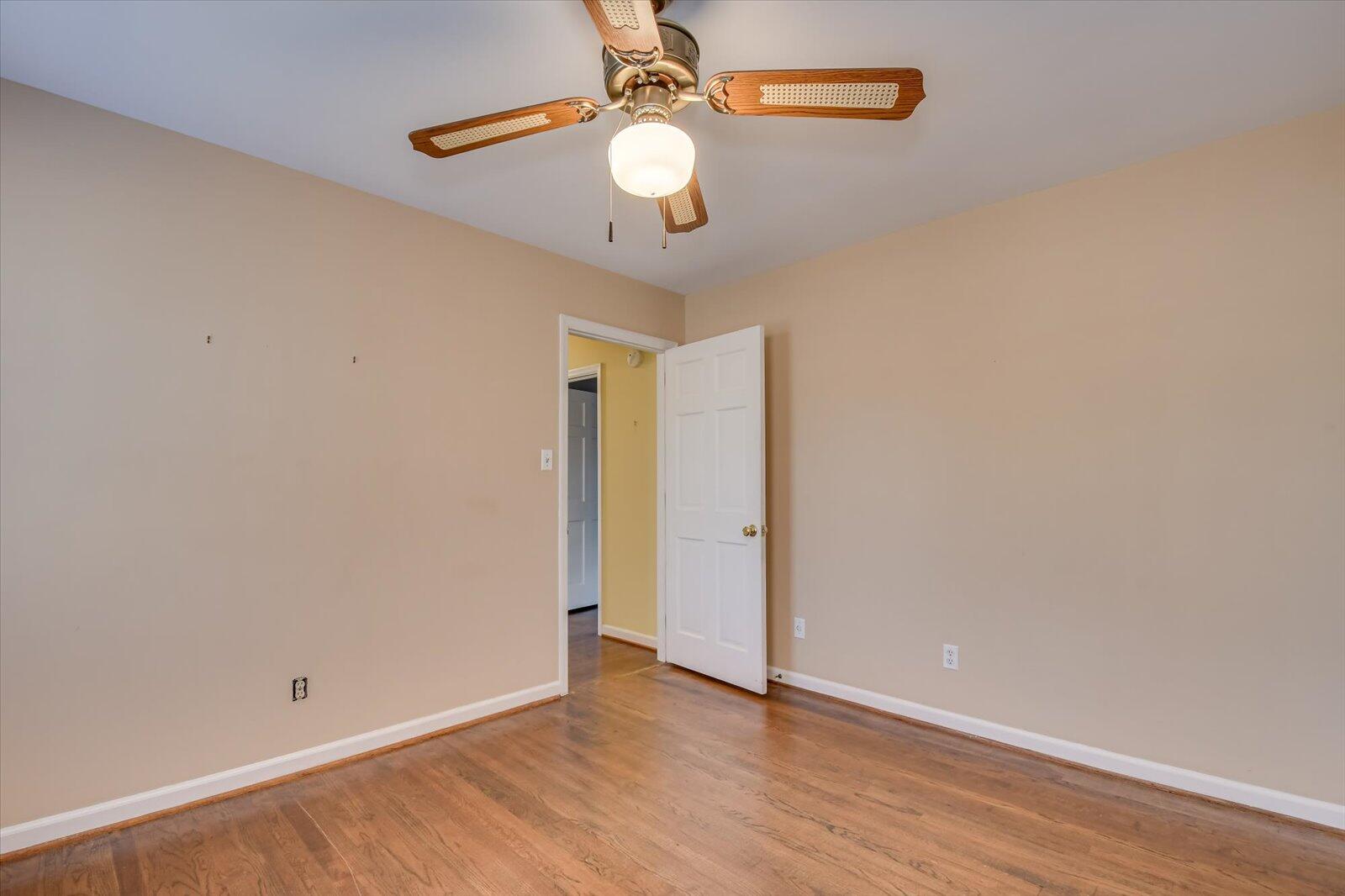 8136 SIR LANCELOT Court