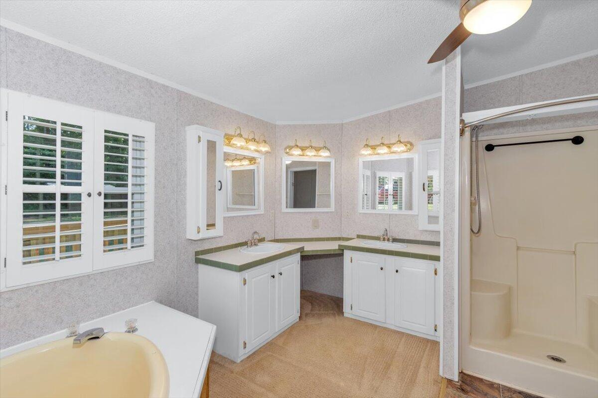 2544 Pine Needle Road