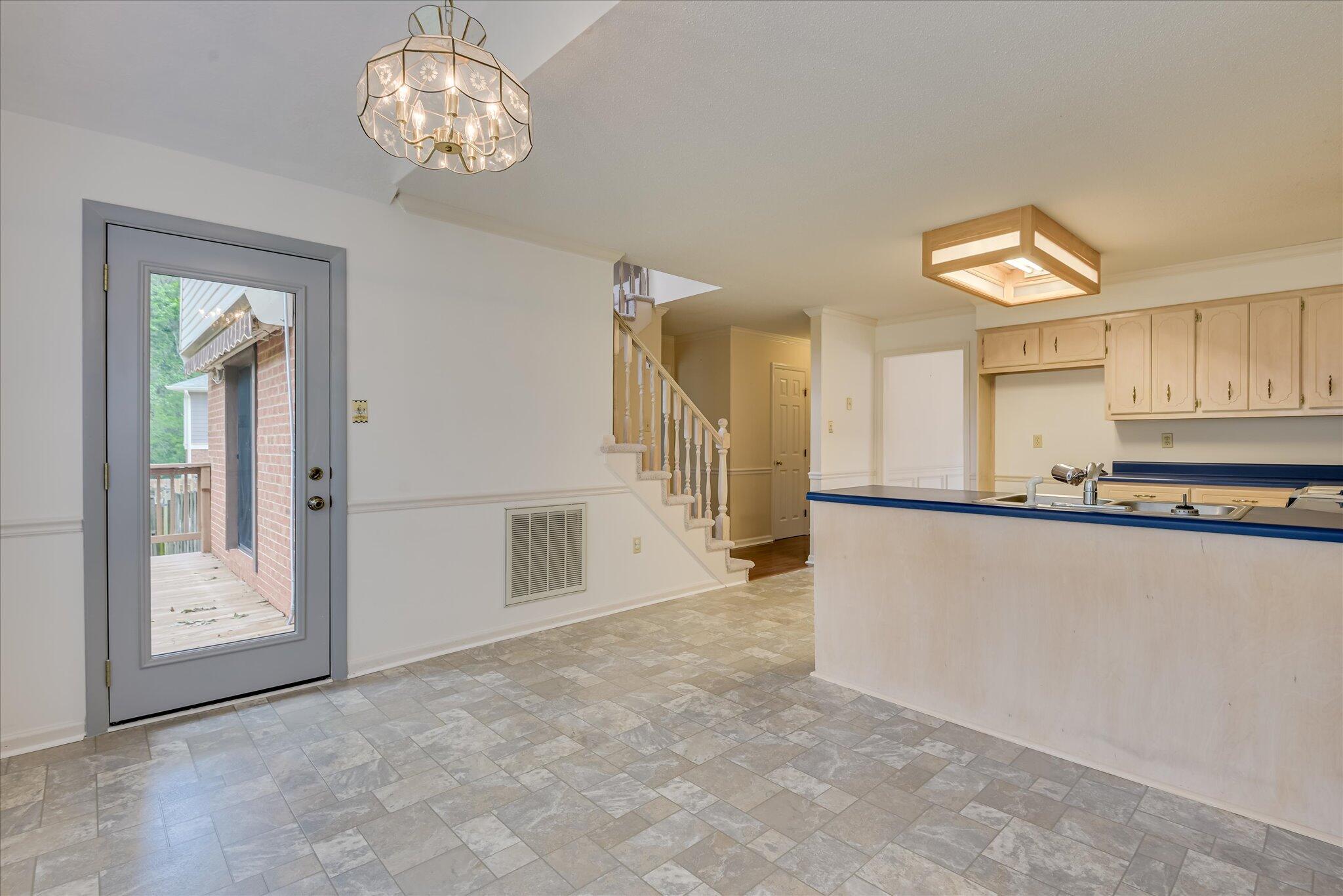 786 Springbrook Lane