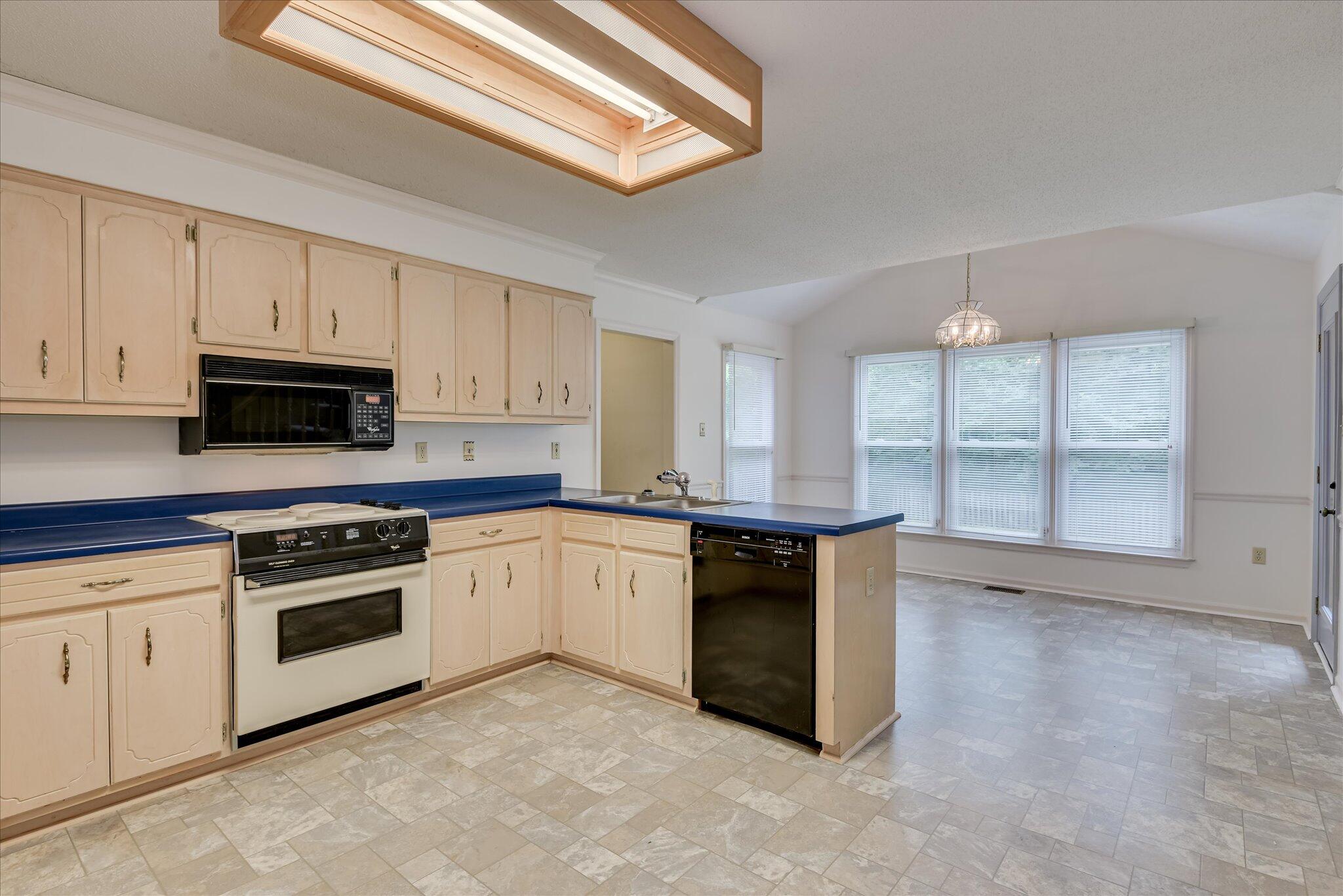 786 Springbrook Lane