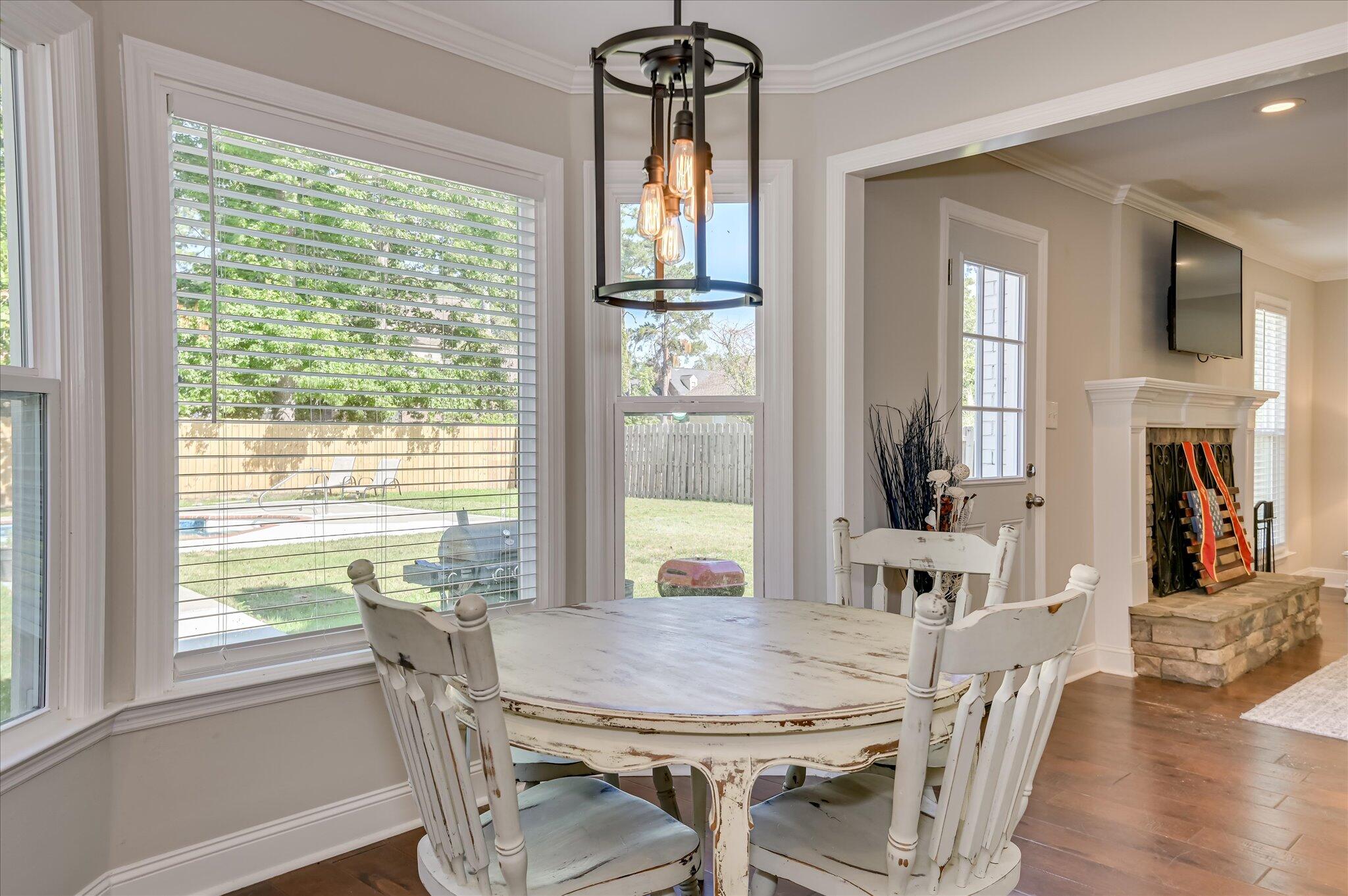 4222 Green Ivy Circle