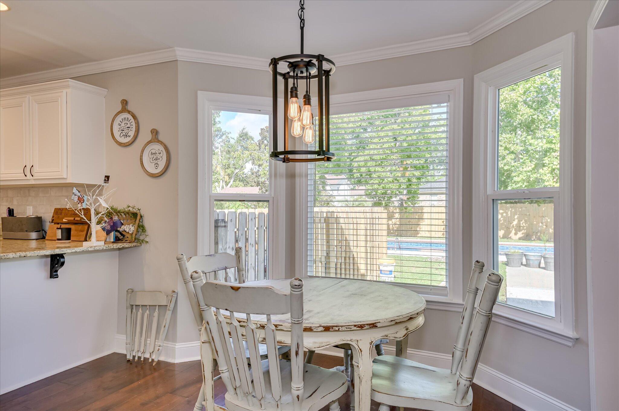 4222 Green Ivy Circle