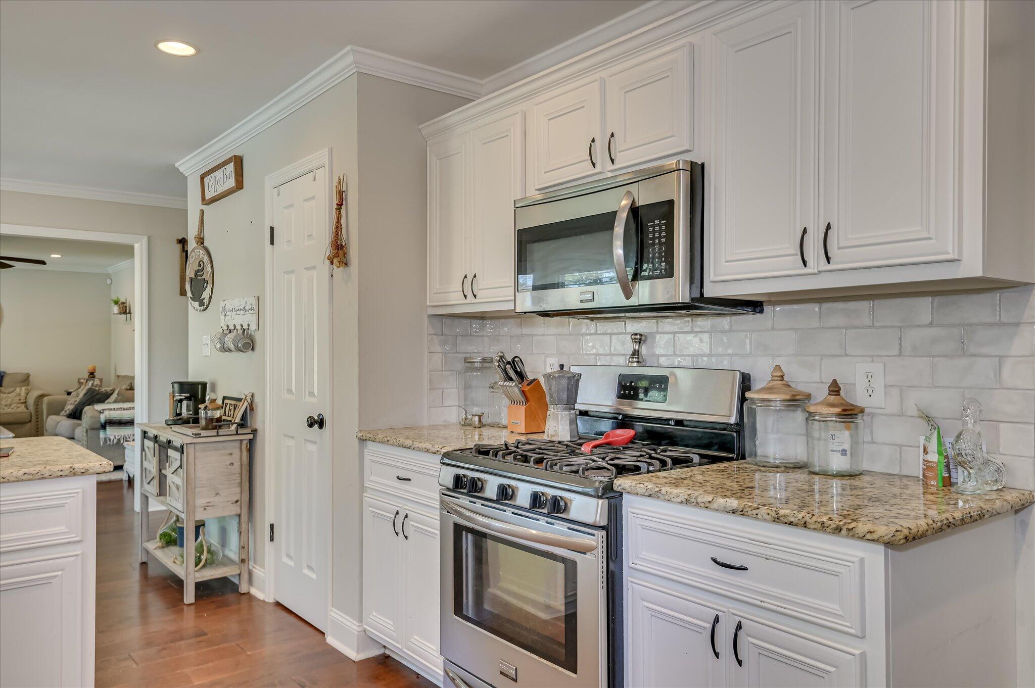 4222 Green Ivy Circle