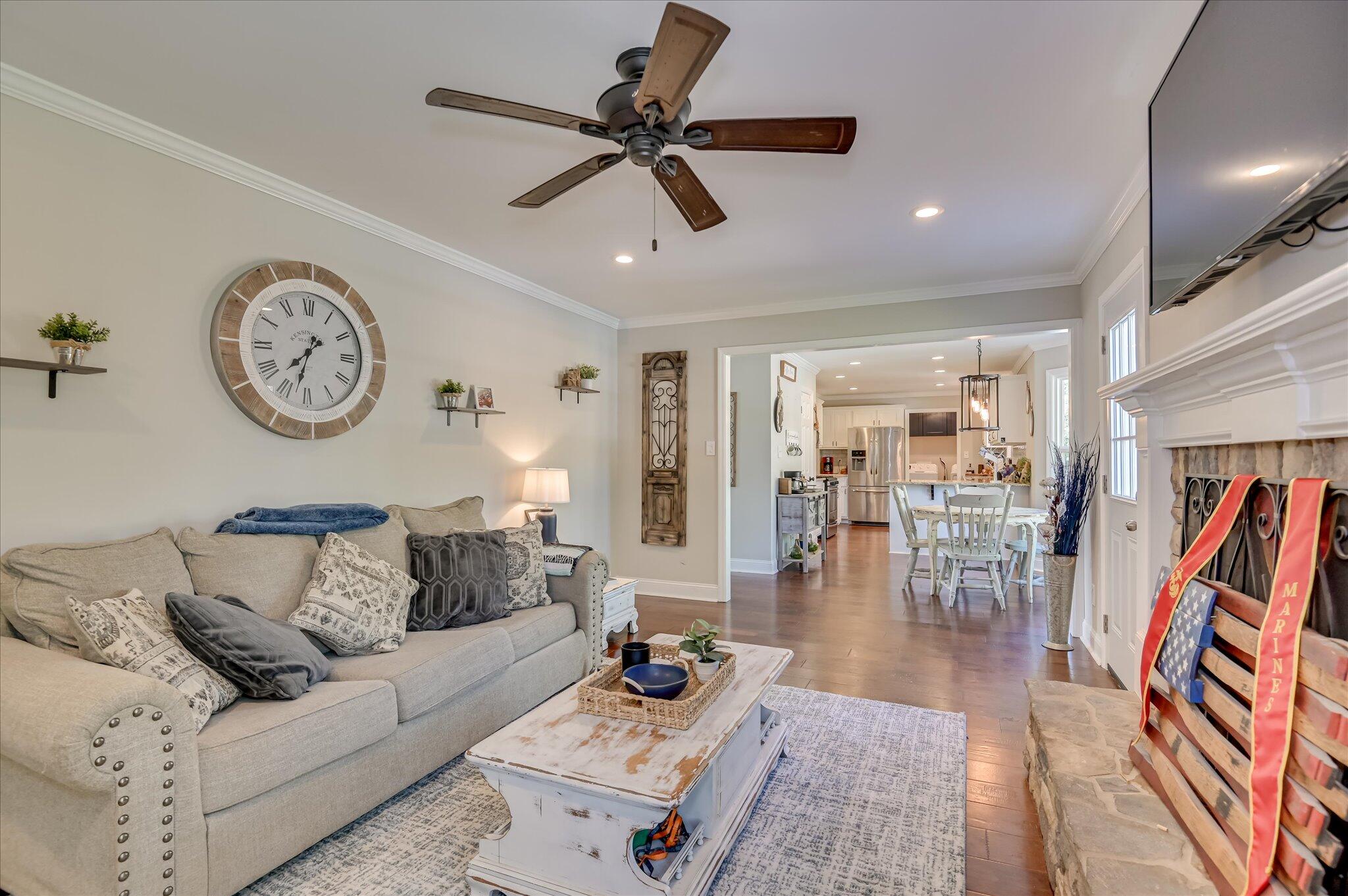 4222 Green Ivy Circle