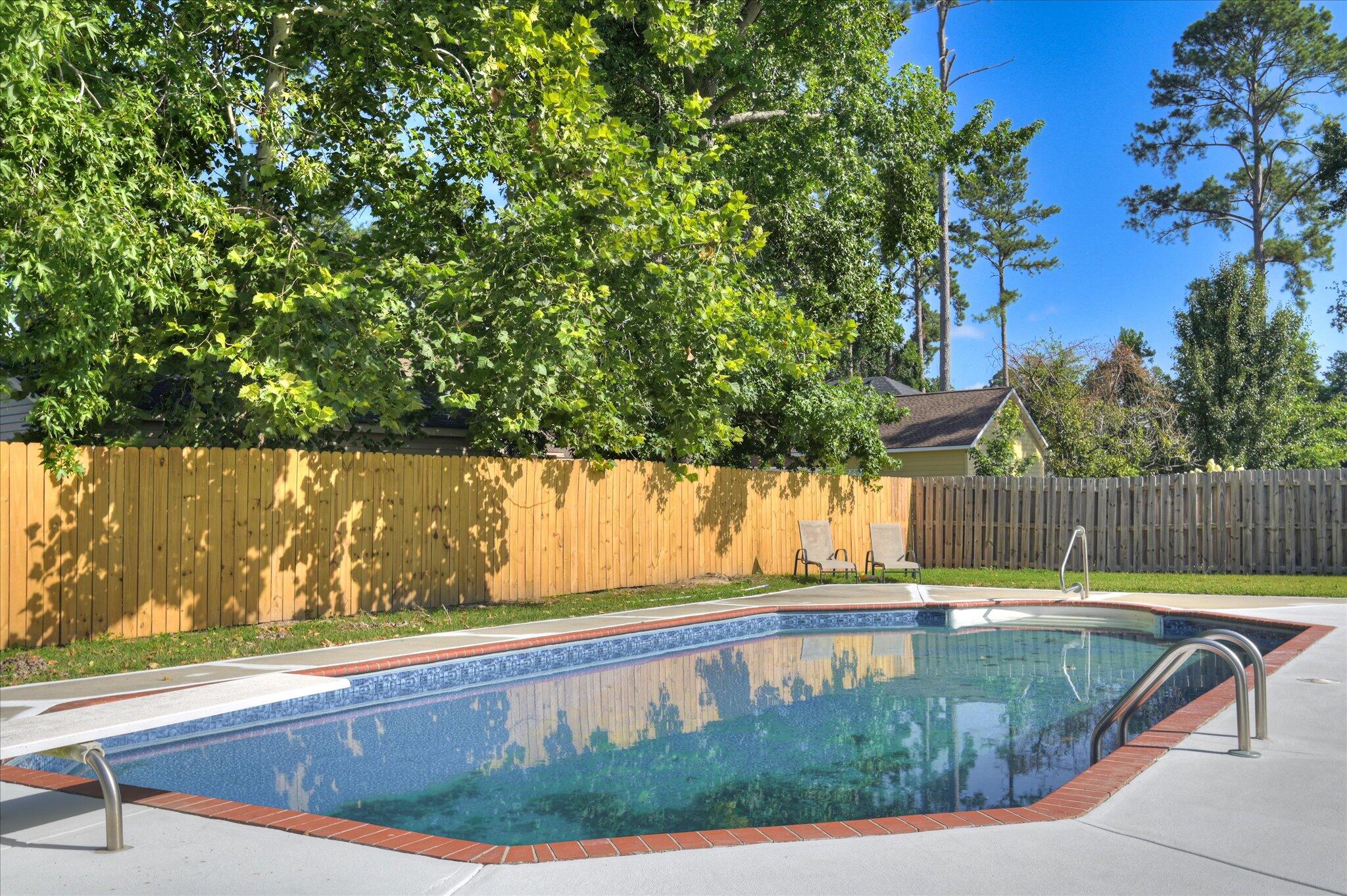 4222 Green Ivy Circle