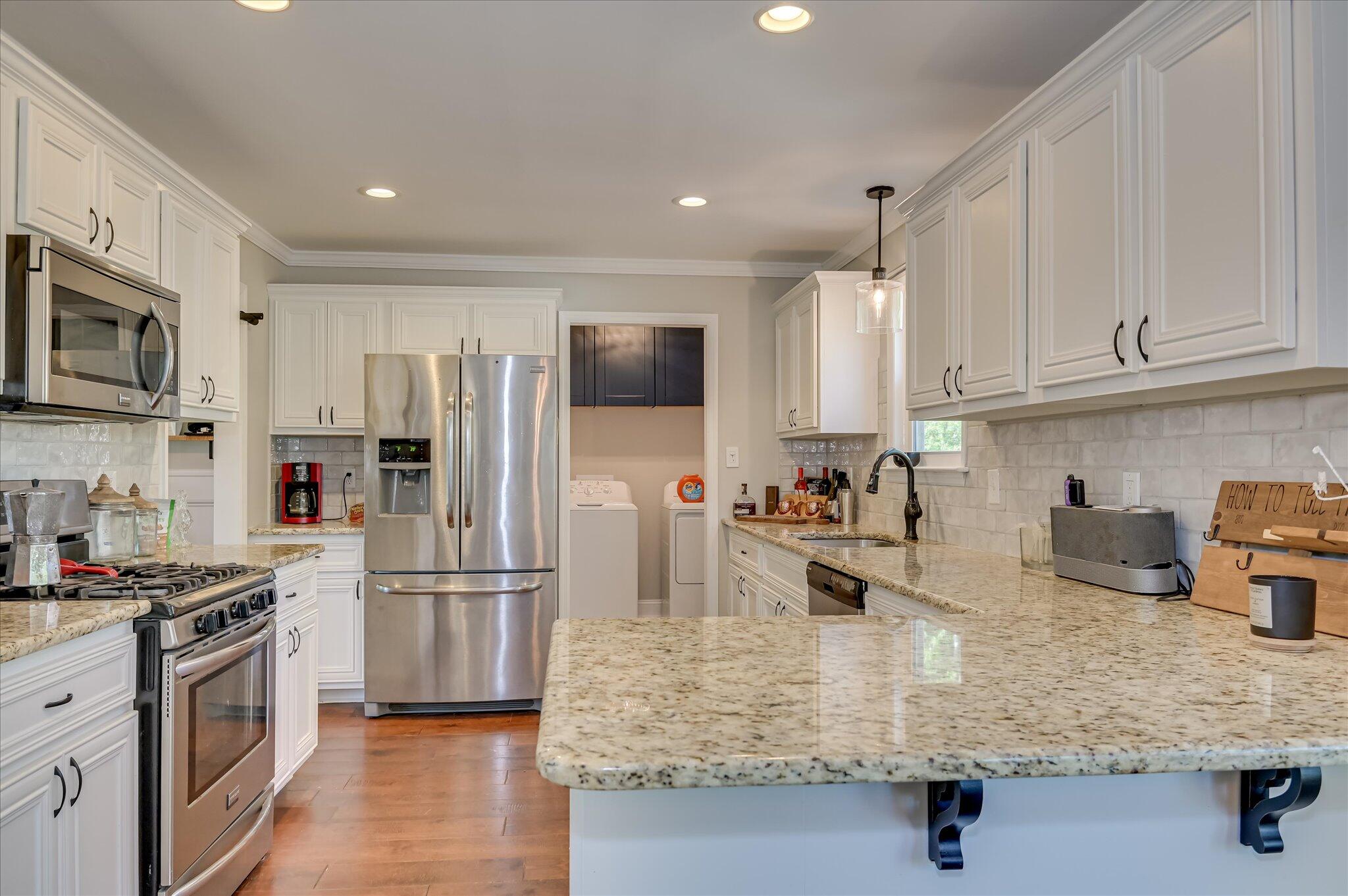 4222 Green Ivy Circle